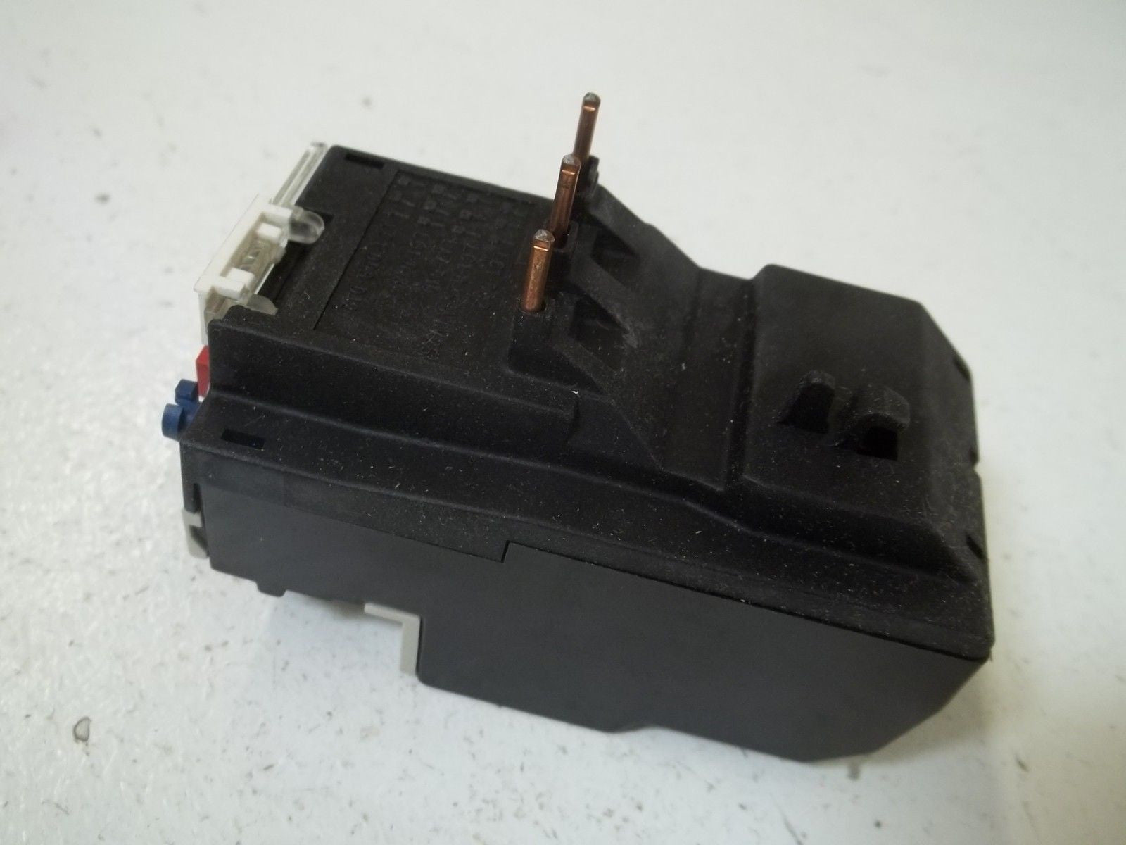 TELEMECANIQUE LR3 D1307 THERMAL OVERLOAD *NEW IN BOX*