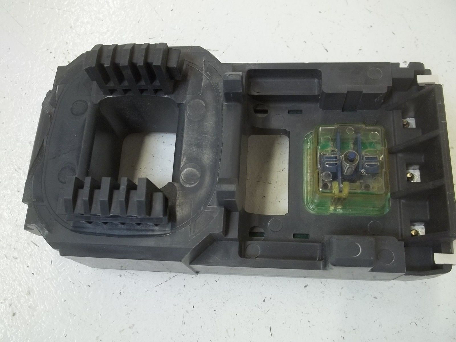 TELEMECANIQUE LXF1FK415 CONTACTOR COIL 415-480V *USED*