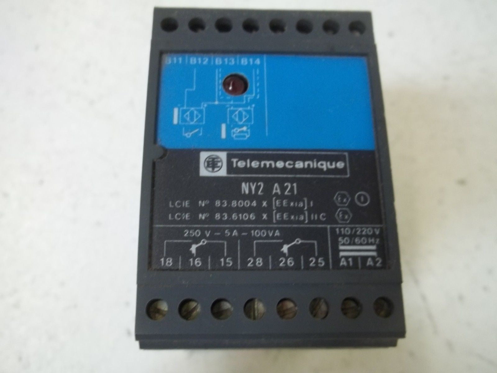 TELEMECANIQUE NY2 A21 RELAY DUAL OUTPUT SINGLE CHANNEL *USED*