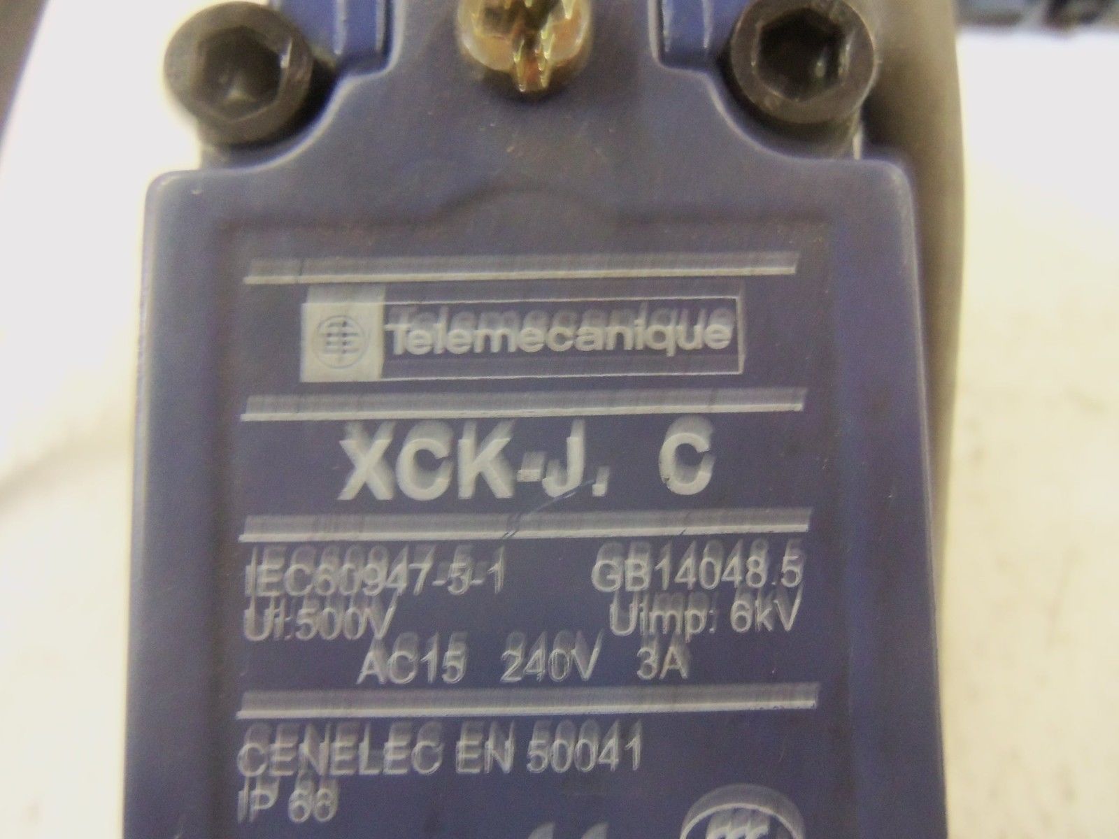 TELEMECANIQUE XCK-J.C *USED*