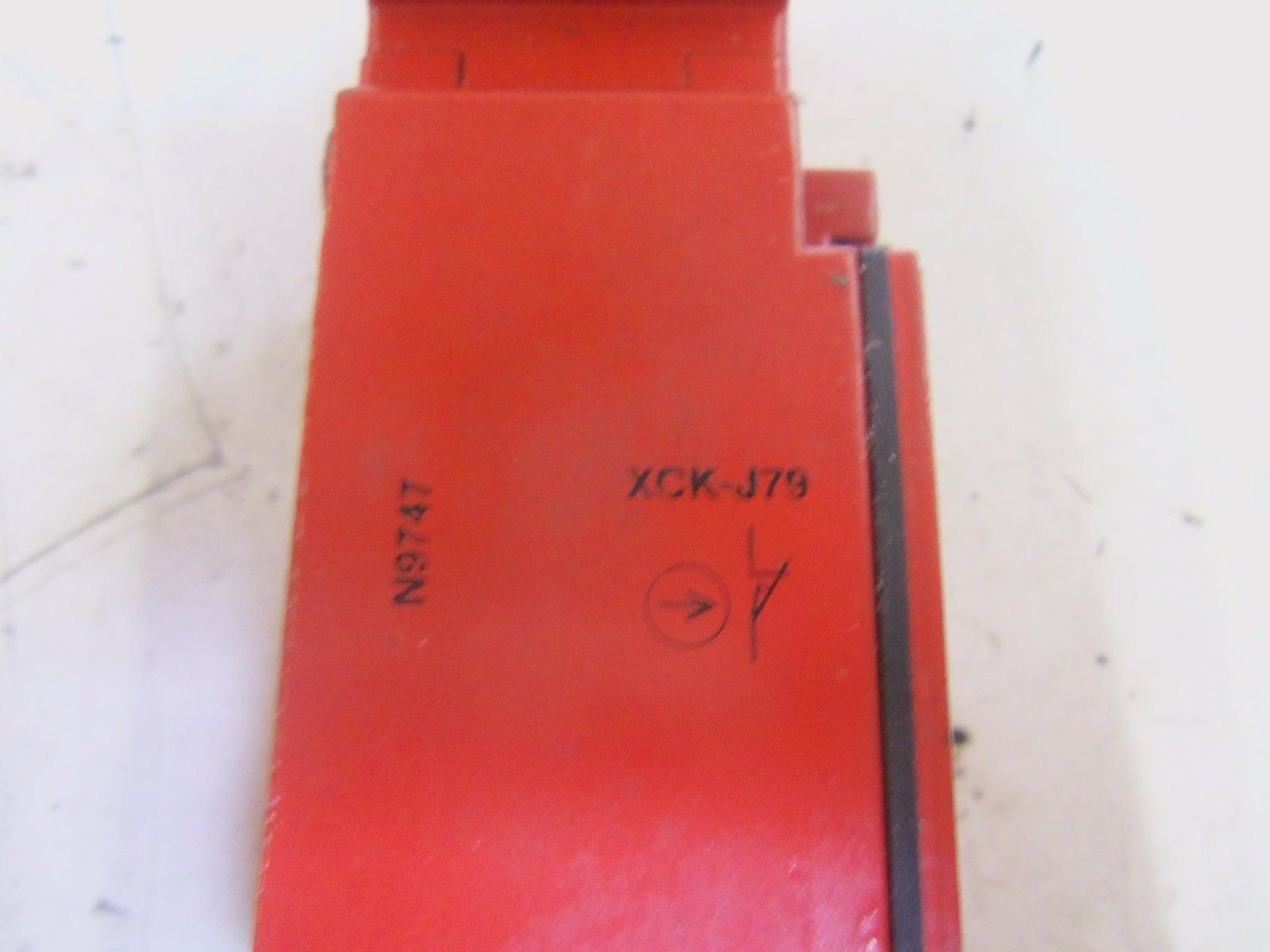 TELEMECANIQUE XCK-J7970H7 *USED*
