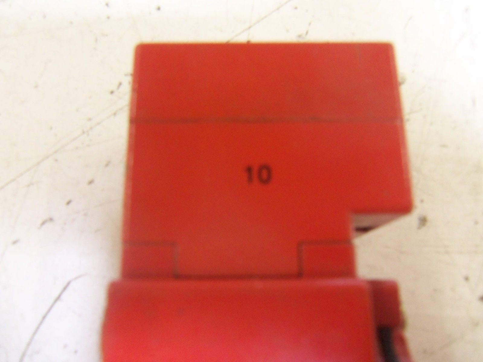 TELEMECANIQUE XCK-J5910H7 *USED*