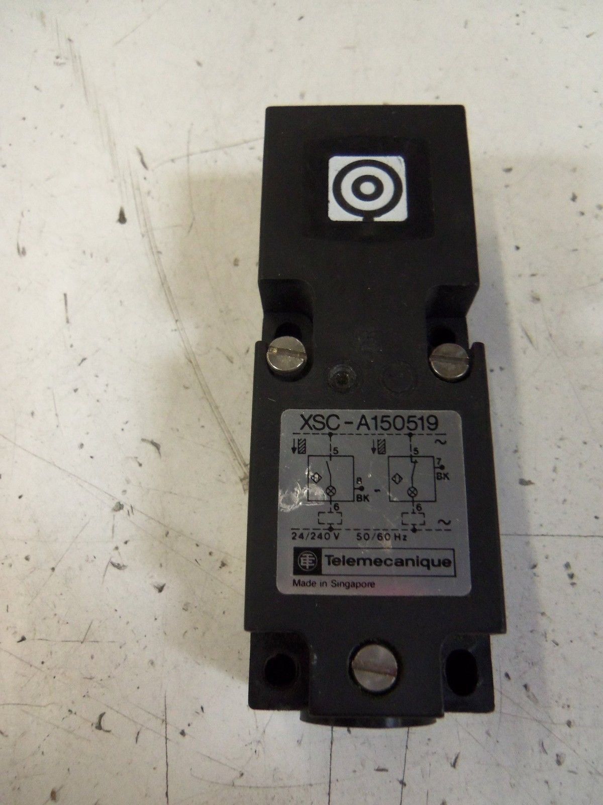 TELEMECANIQUE XCS-A150519 *USED*