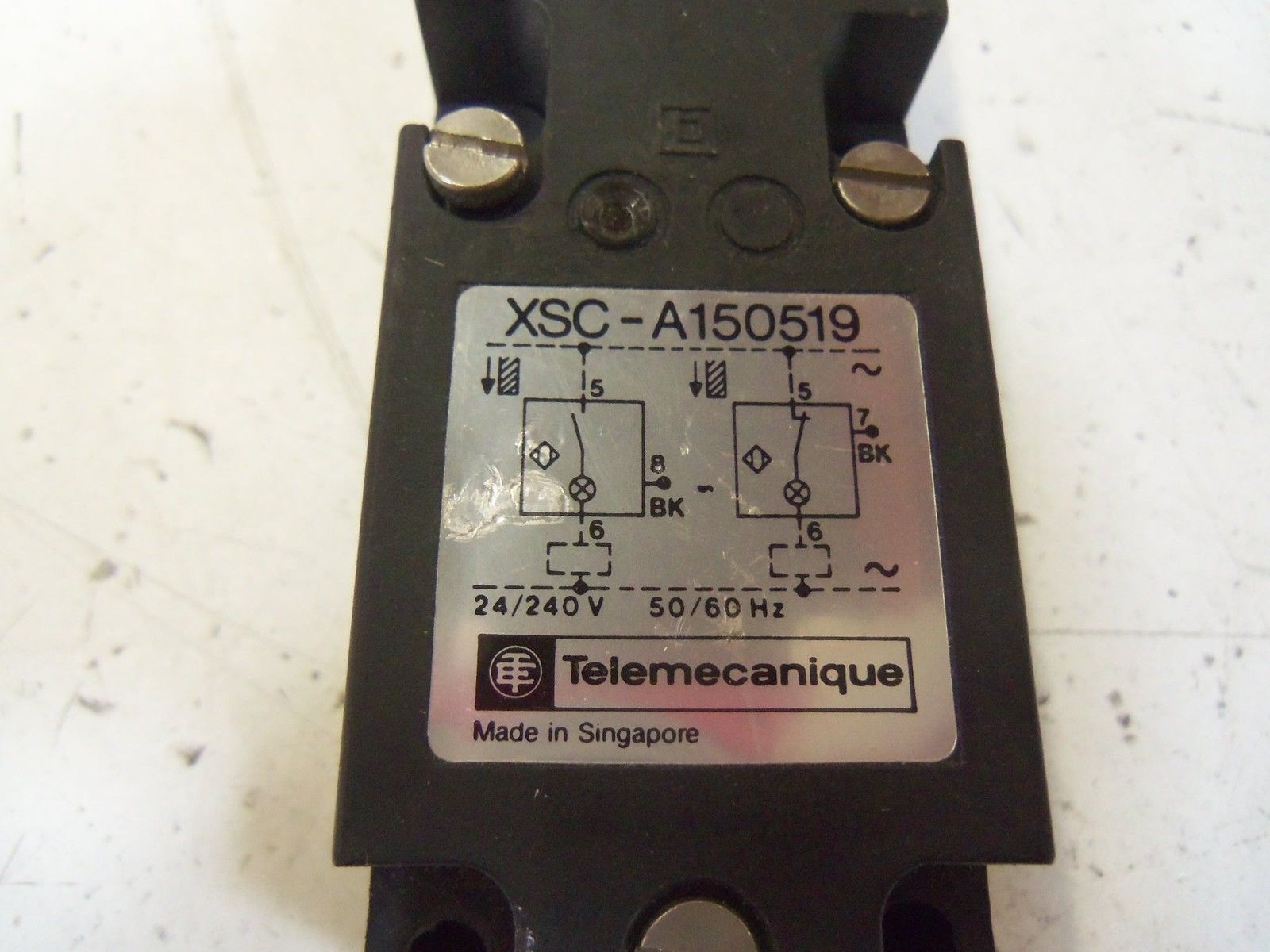 TELEMECANIQUE XCS-A150519 *USED*
