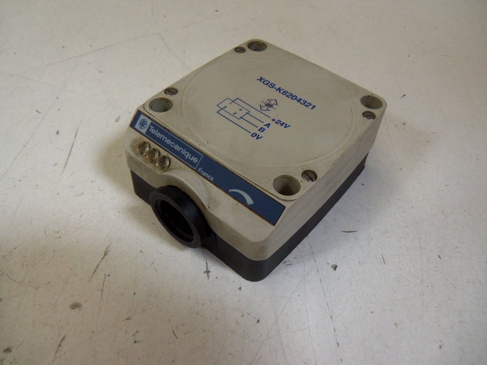 TELEMECANIQUE XGS-K6204321 *USED*