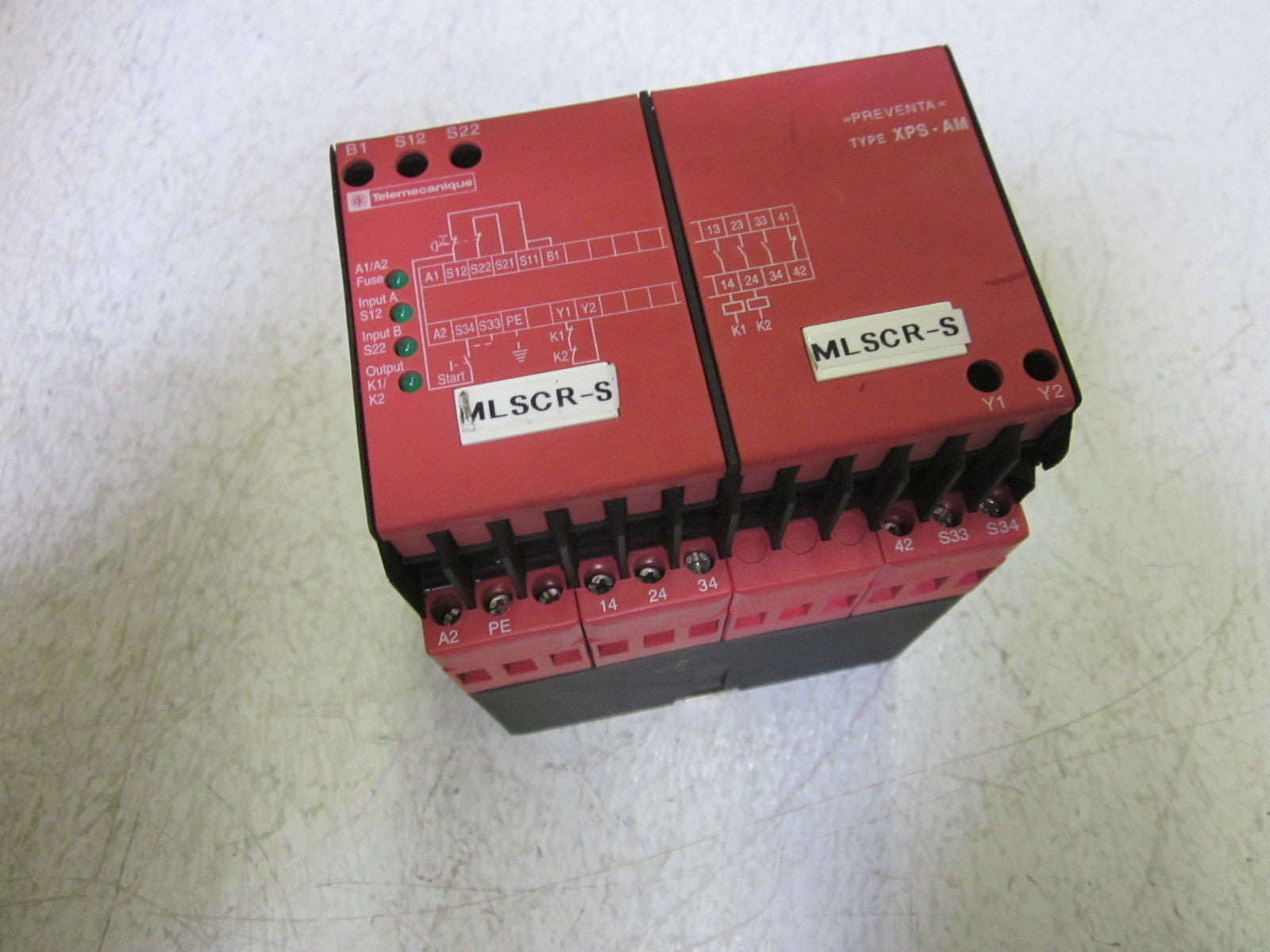 TELEMECANIQUE XPS-AM3440 SAFETY RELAY 115VAC *USED*