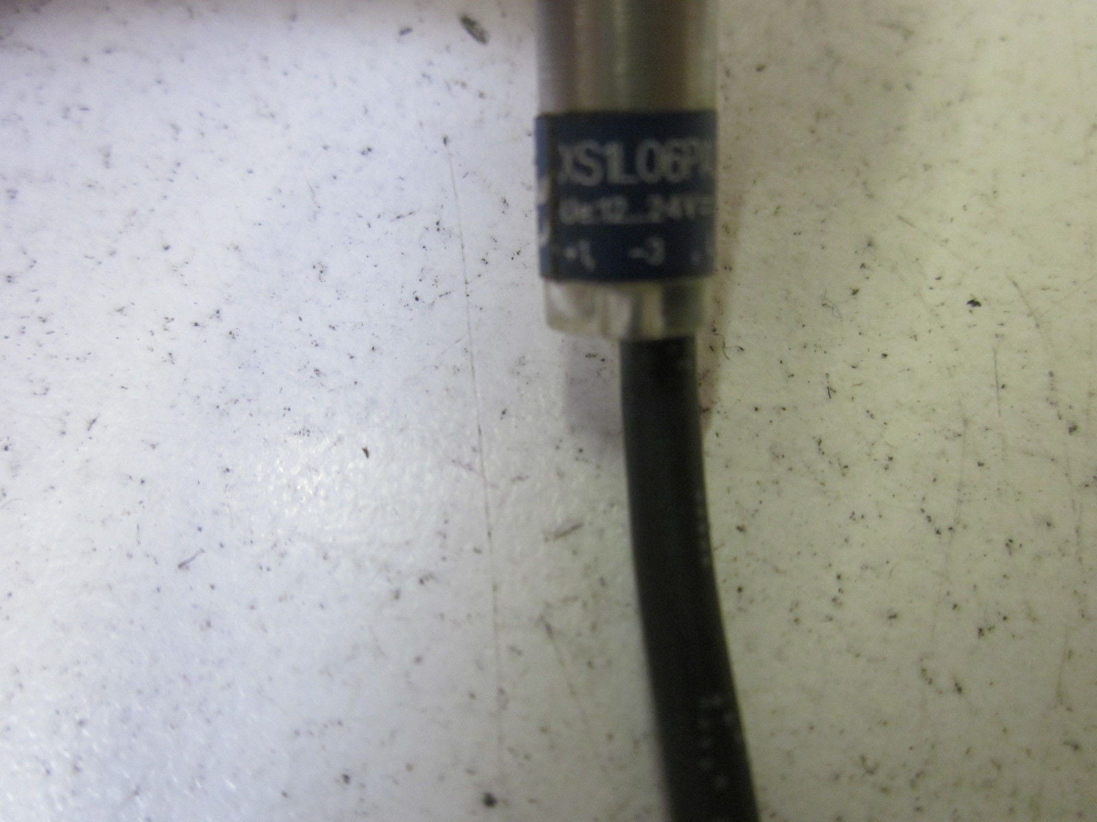 TELEMECANIQUE XS1L06PA340LD15 INDUCTIVE PROXIMITY SWITCH *USED*