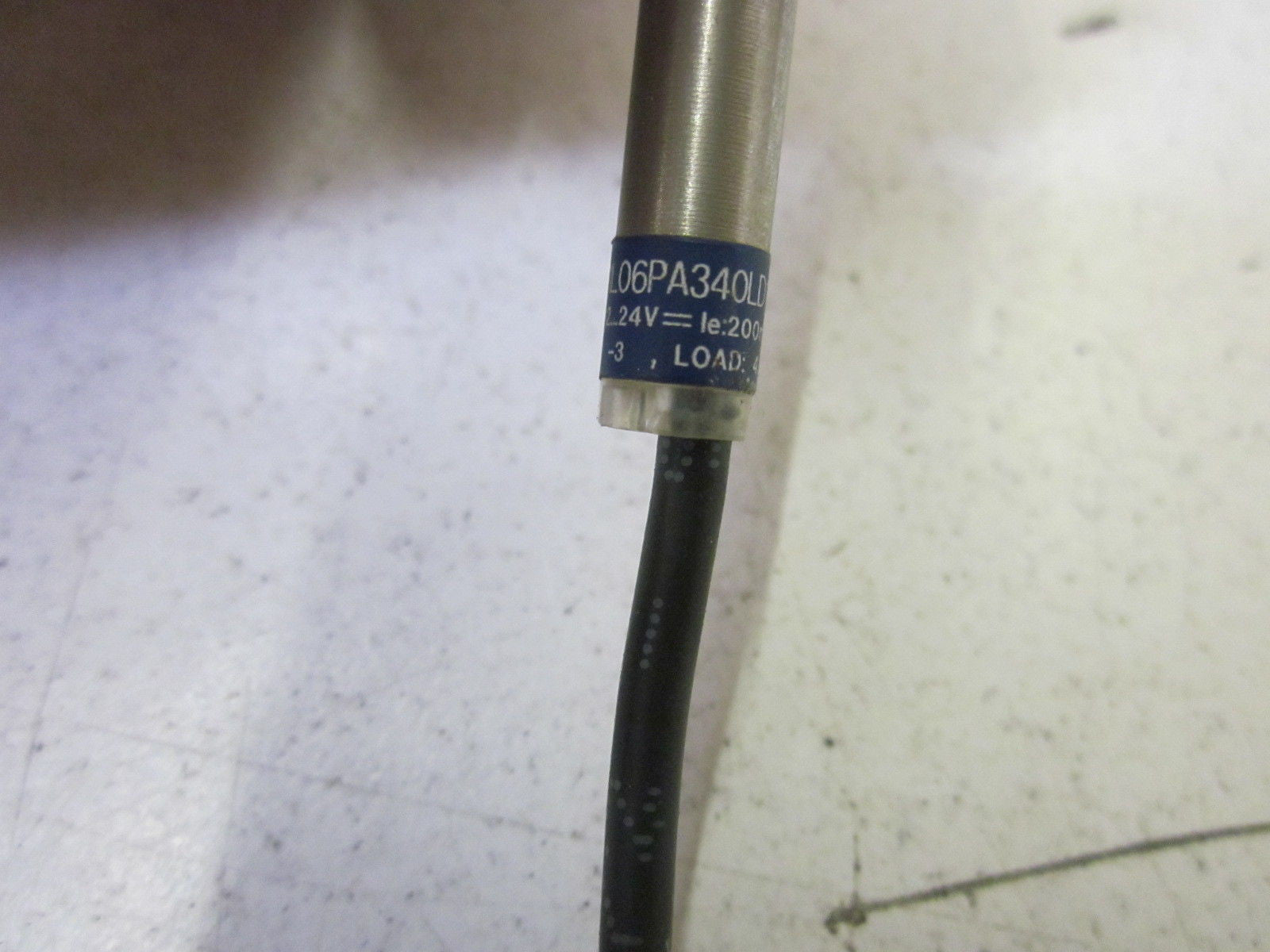 TELEMECANIQUE XS1L06PA340LD15 INDUCTIVE PROXIMITY SWITCH *USED*