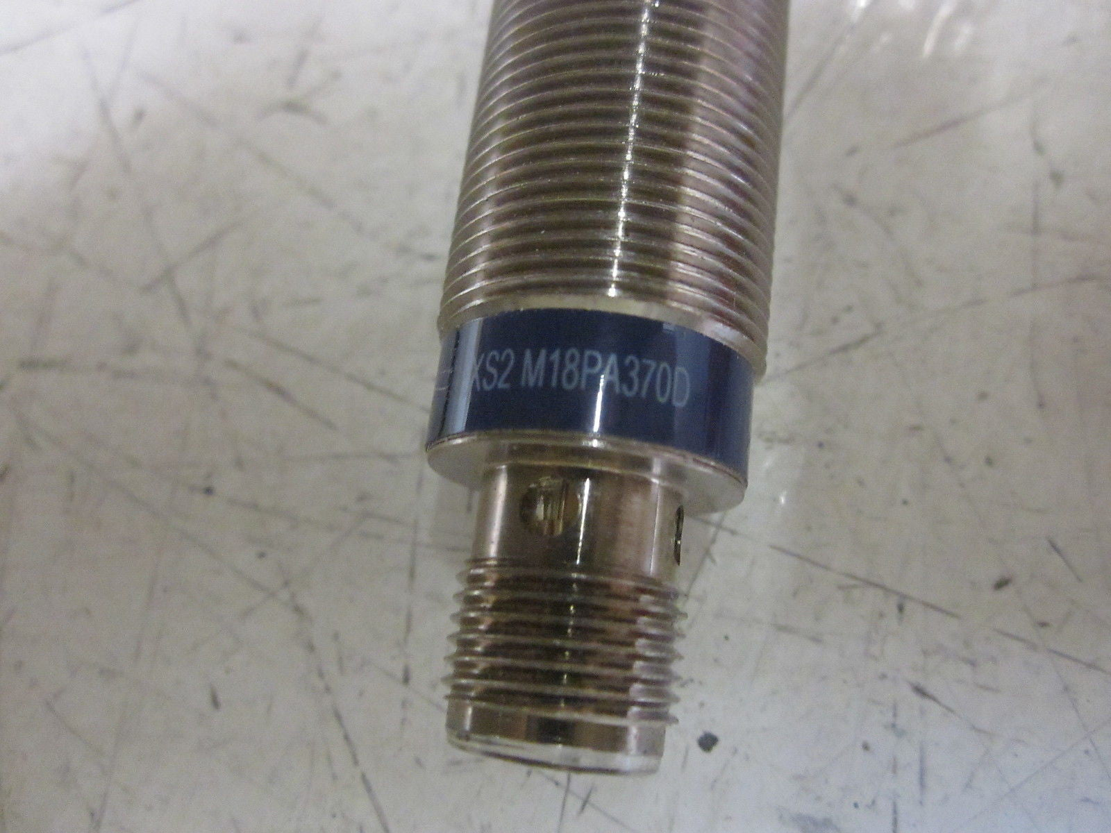 TELEMECANIQUE XS2M18PA370D PROXIMITY SWITCH *USED*