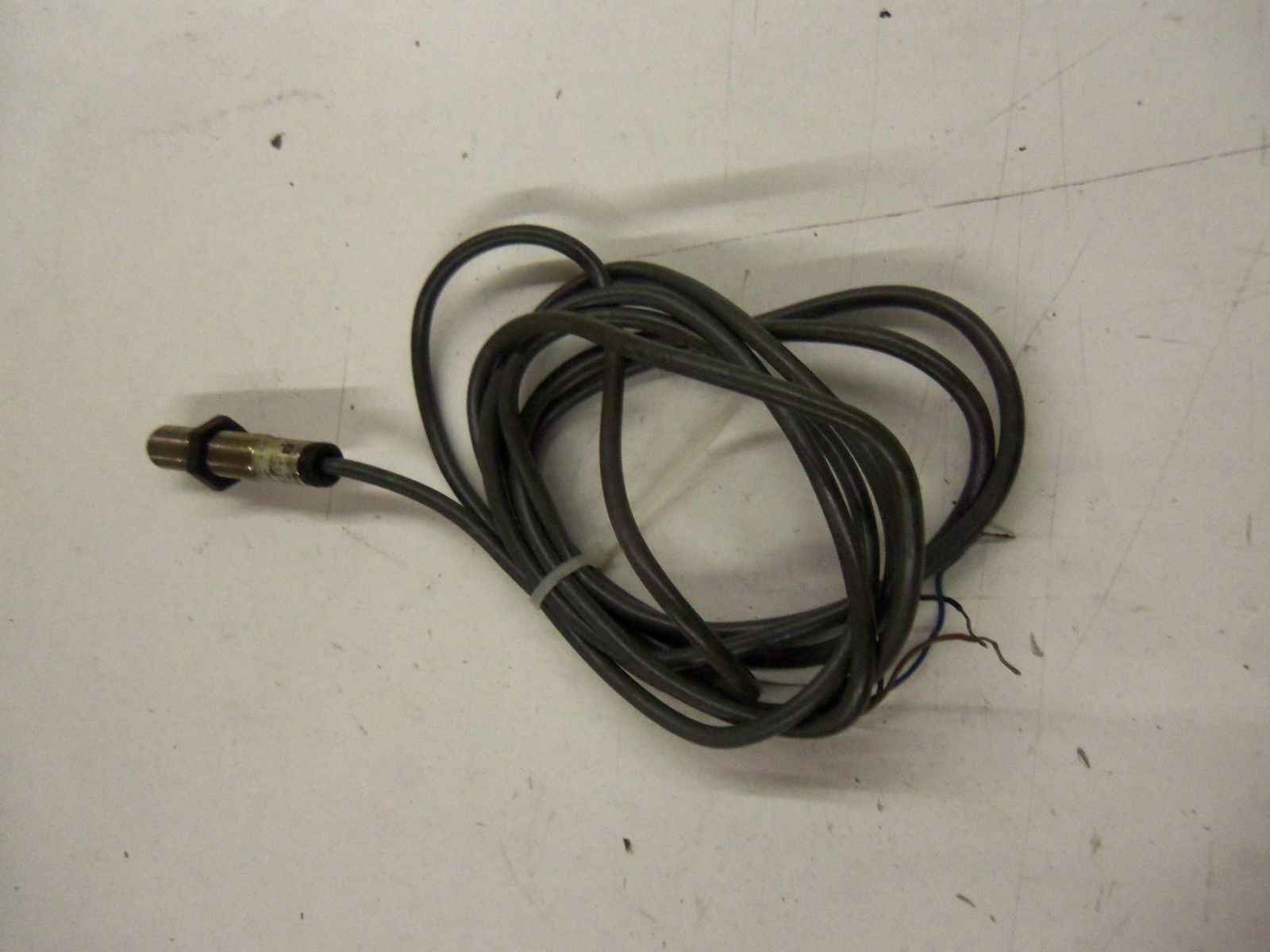 TELEMECANIQUE XSA-H02713 *USED*