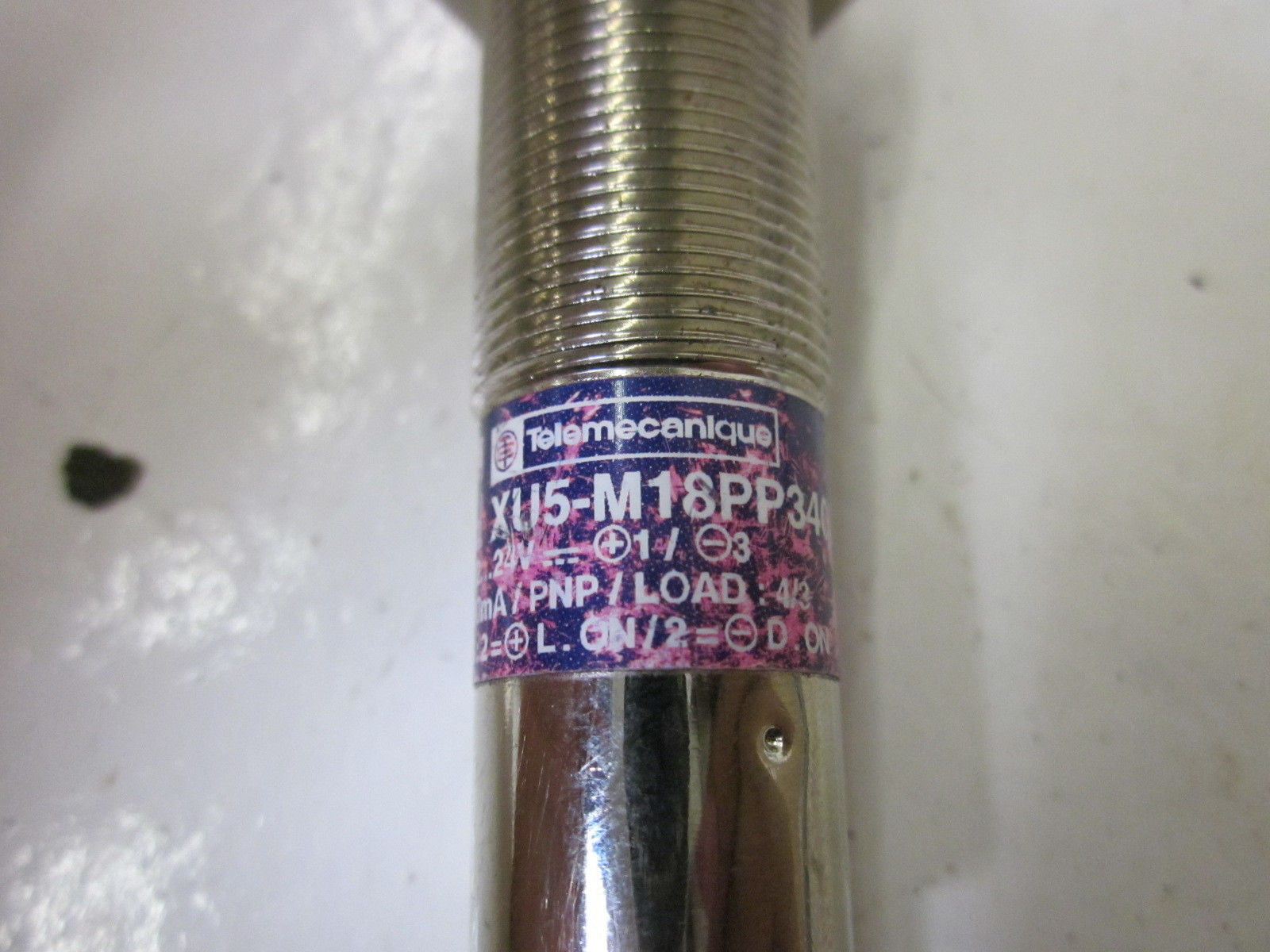 TELEMECANIQUE XU5-M18PP340D *USED*