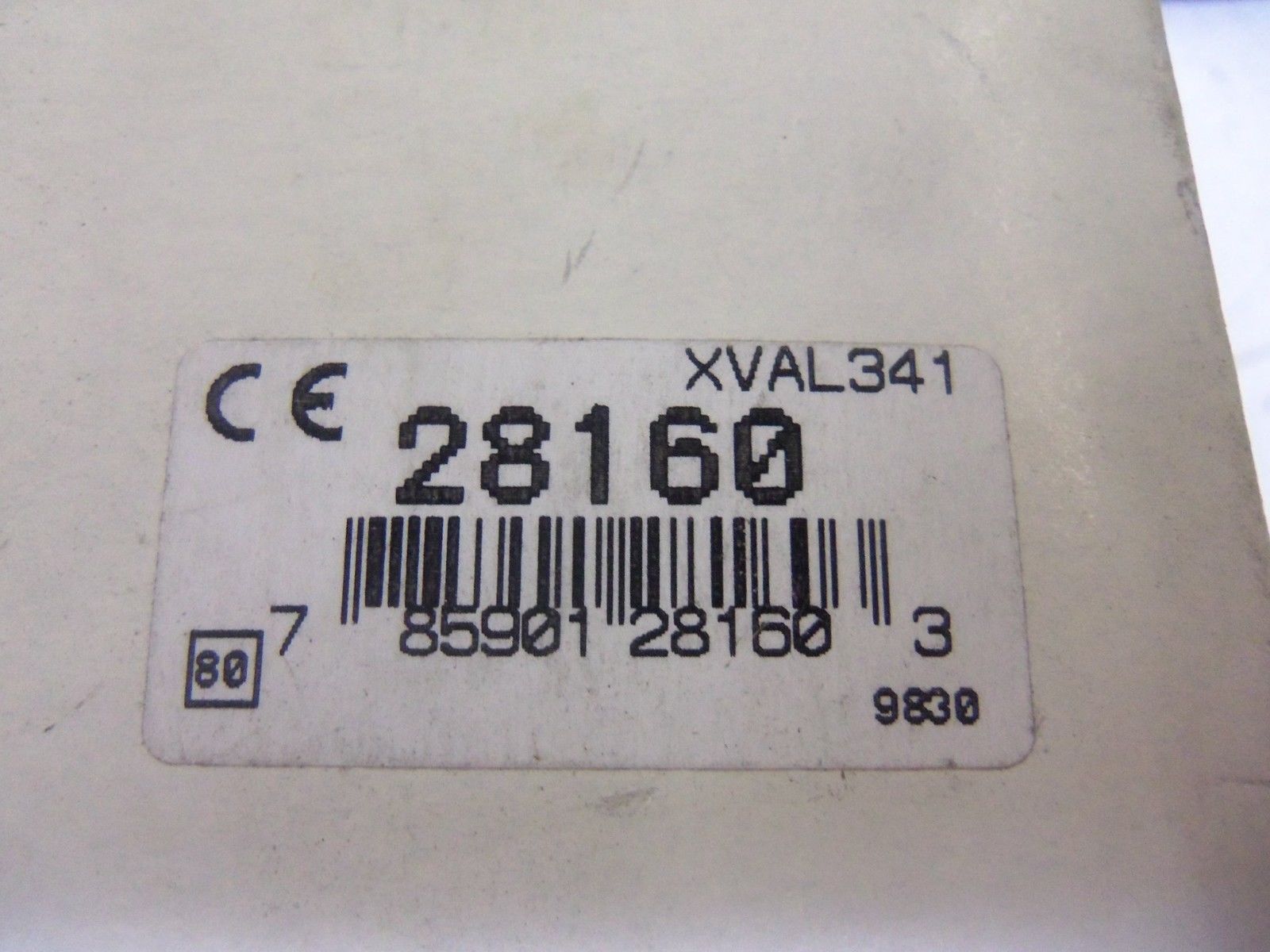 TELEMECANIQUE XVAL341 RED BEACON STROBE LIGHT *NEW IN BOX*