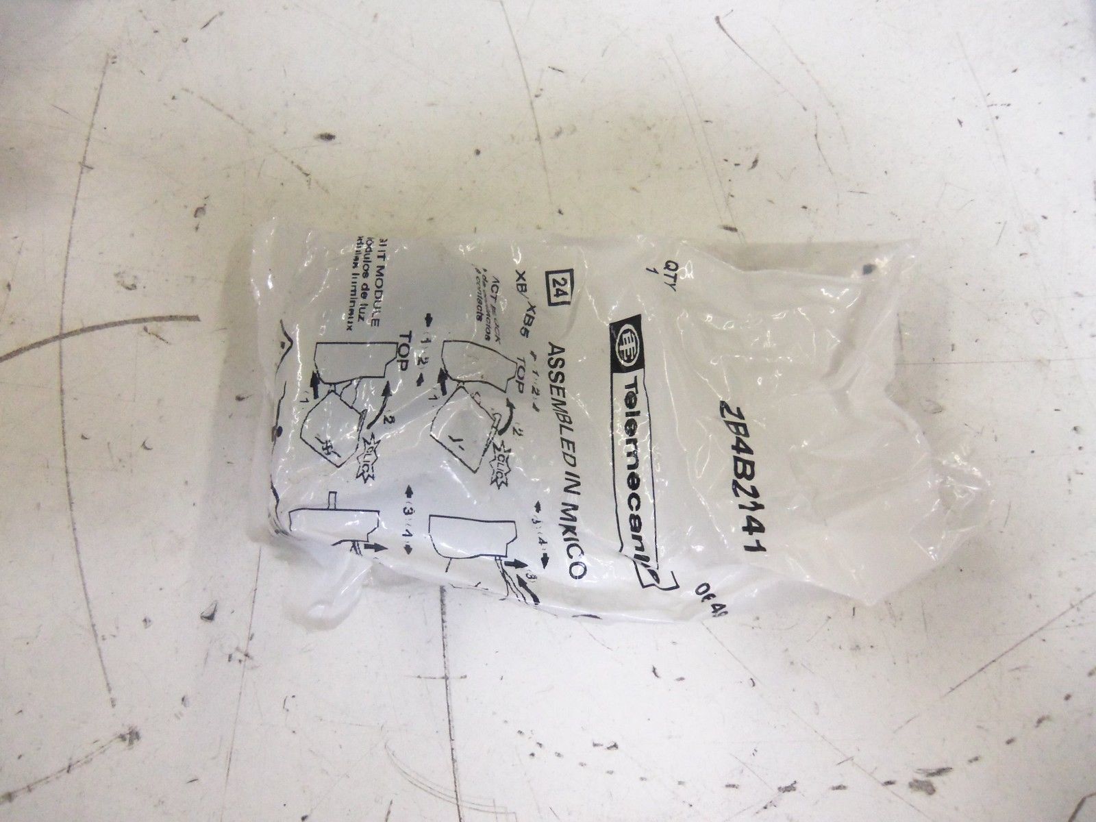TELEMECANIQUE ZB4BZ141 CONTACT BLOCK *NEW IN FACTORY BAG*