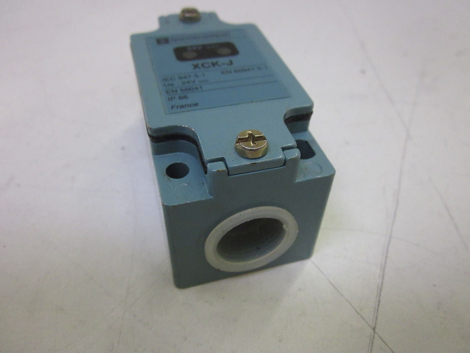 TELEMECANIQUE ZCK-J121 *NEW NO BOX*