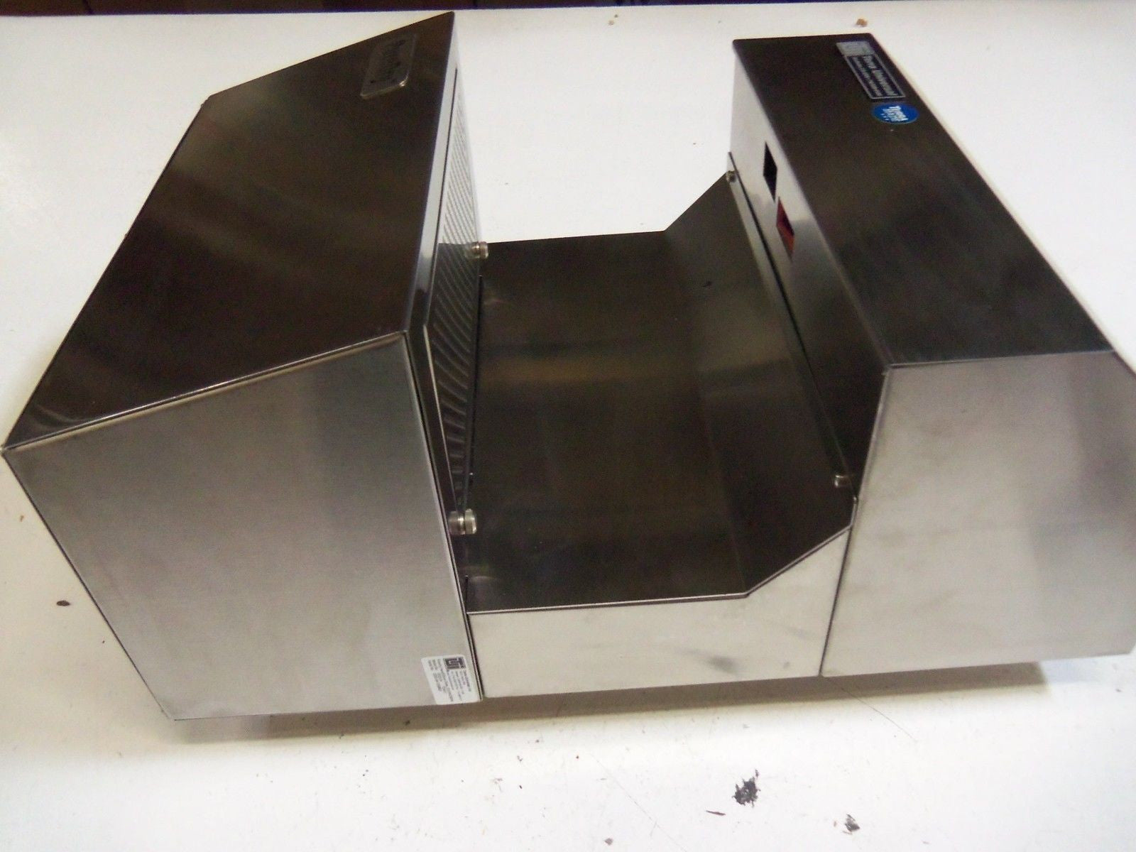 TERRA UNIVERSAL 3333-34 *USED*