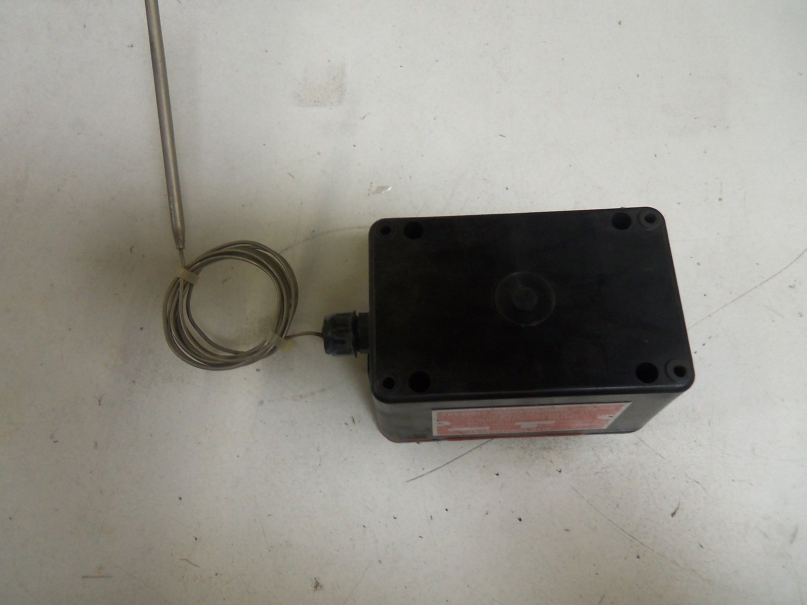 THERMON E4X-35235 *USED*