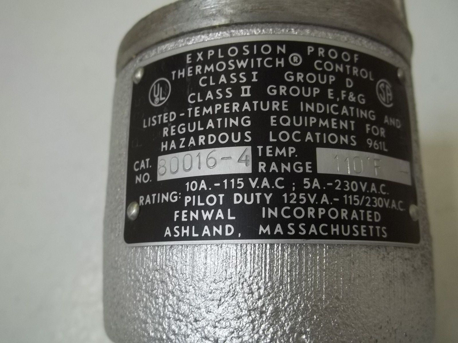 FENWAL 80016-4 EXPLOSION PROOF THERMOSWITCH CONTROL 100F *NEW NO BOX*