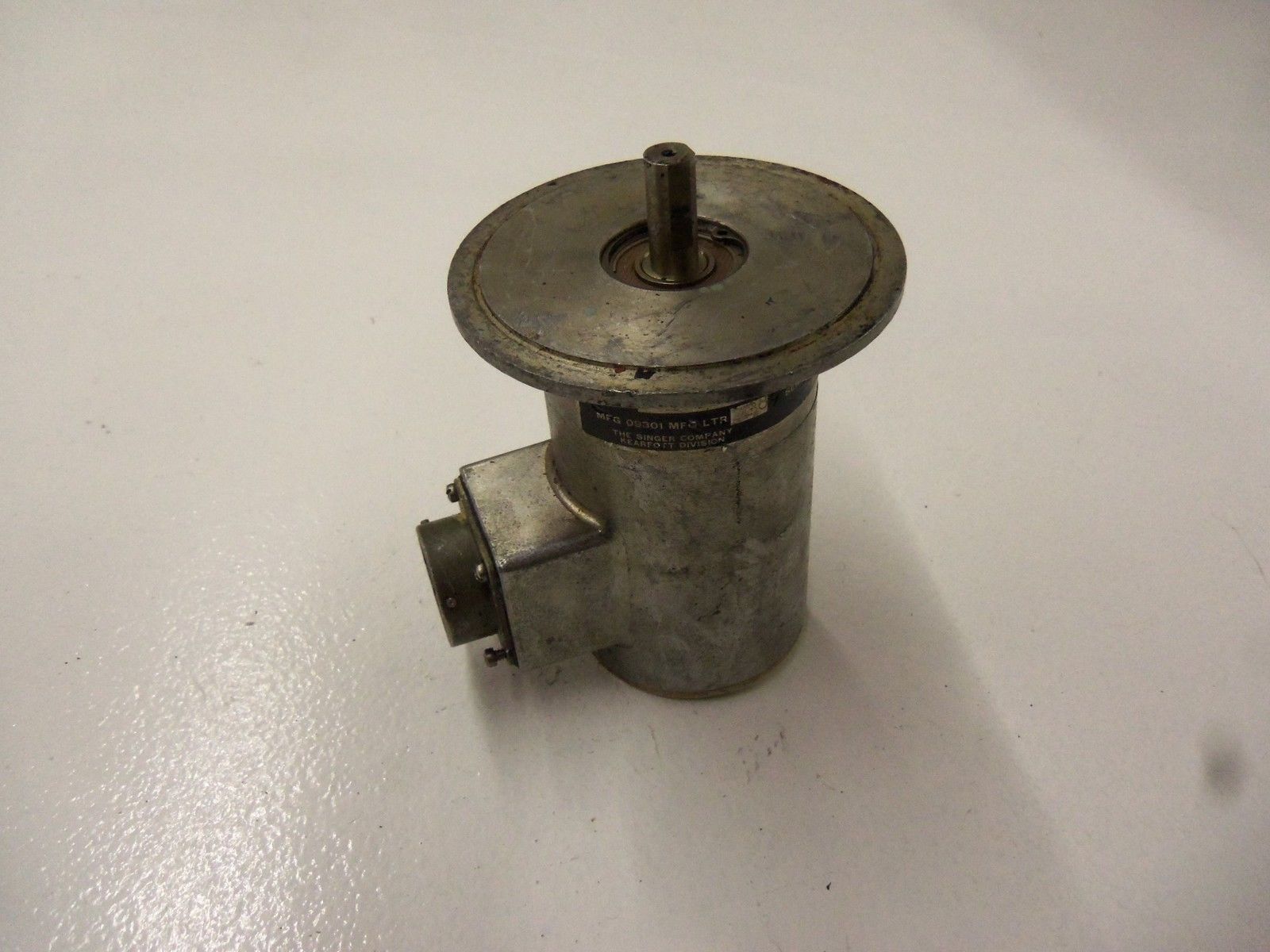 THE SINGER COMPANY 05088-CU91095505 *USED*
