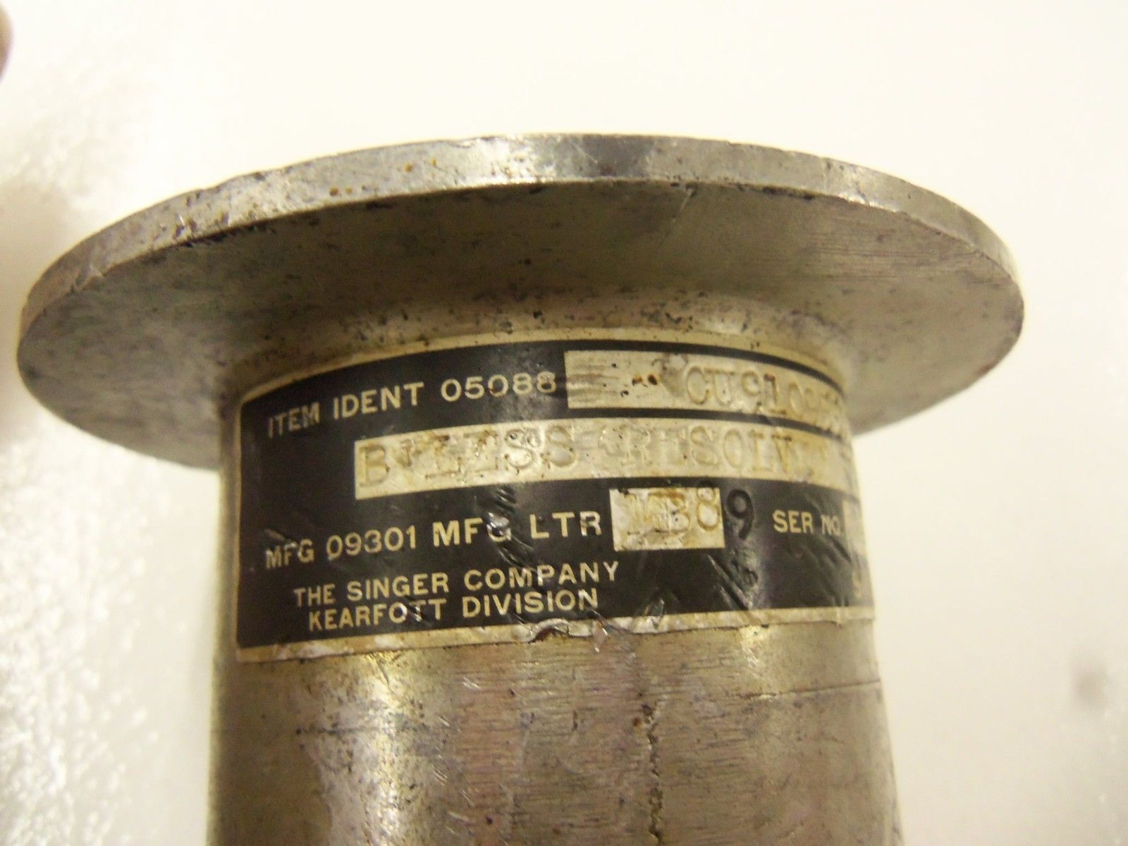 THE SINGER COMPANY 05088-CU91095505 *USED*