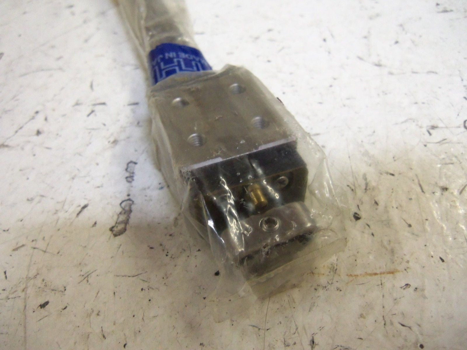 THK HSR12R1UUM+310LM LINEAR SLIDE AND BEARING *NEW NO BOX*