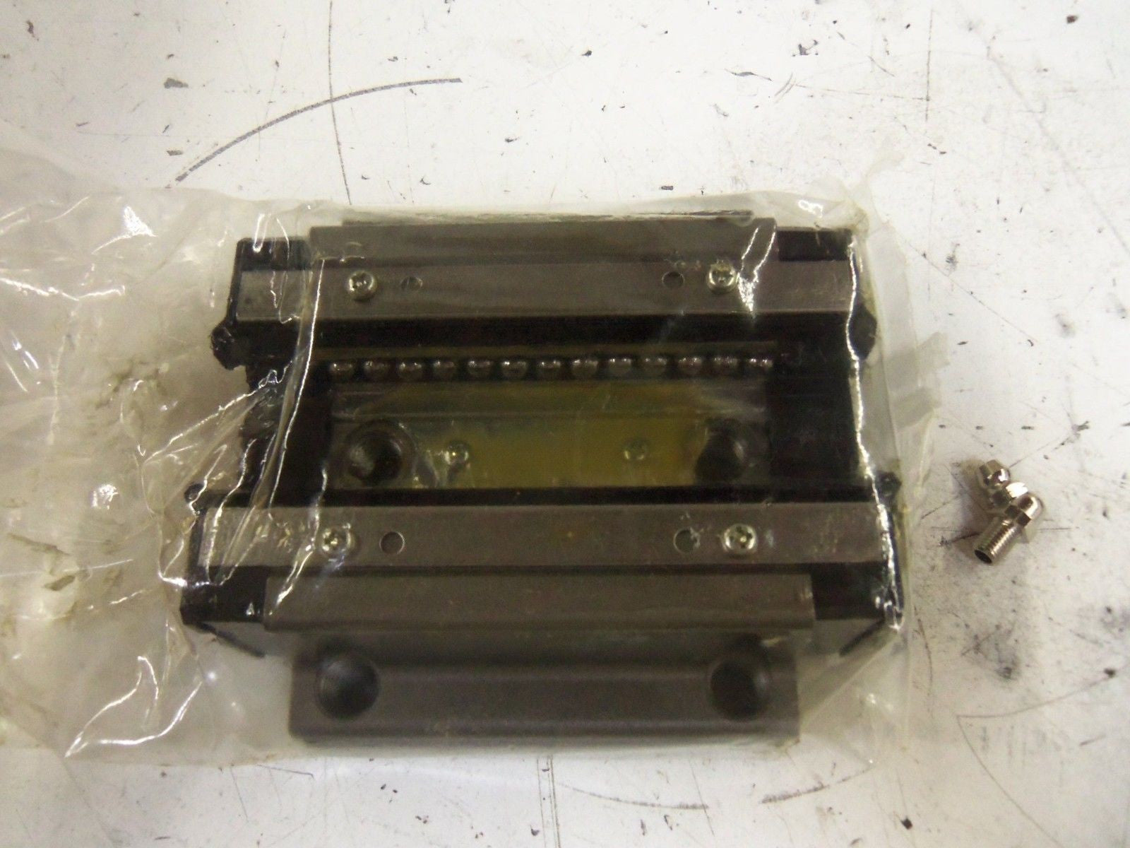 THK HSR35CA1SS *NEW IN BOX*