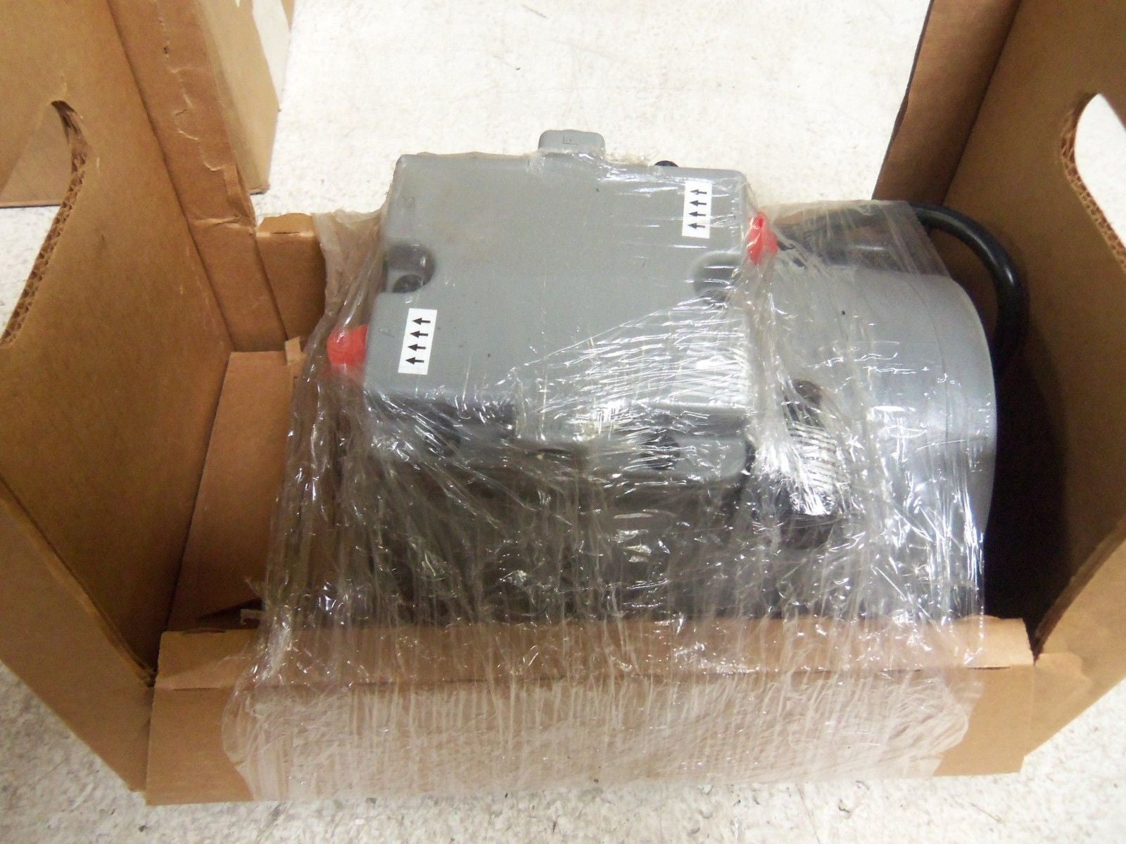 THOMAS 617CA22A PUMP *NEW IN BOX*