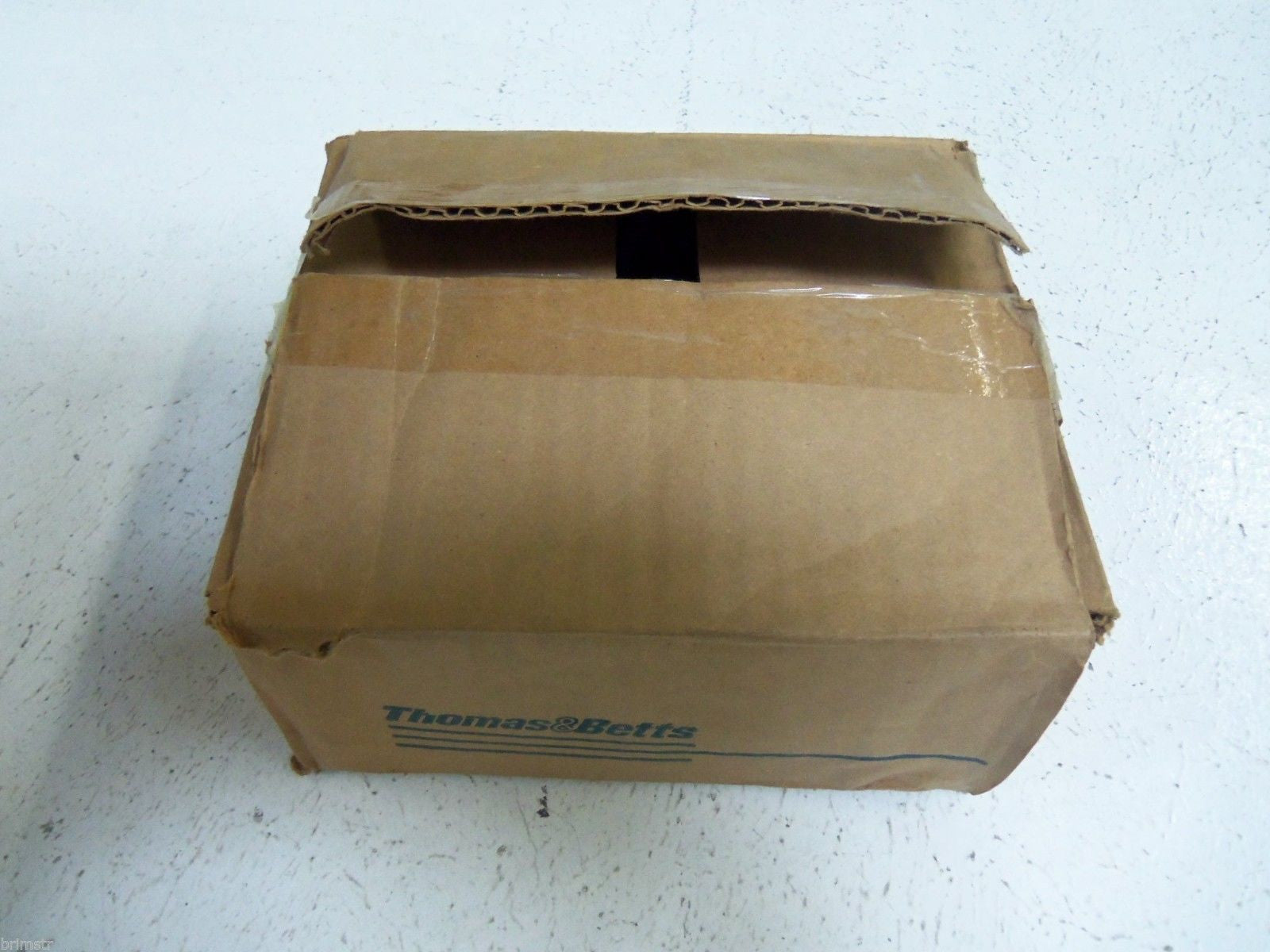 THOMAS & BETTS 379-TB CONDUIT *NEW IN BOX*