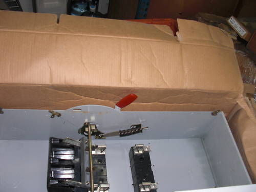 THOMAS & BETTS HEVY DUTY ENCLOSED SWITCH HD324SN-TB *NEW IN BOX*