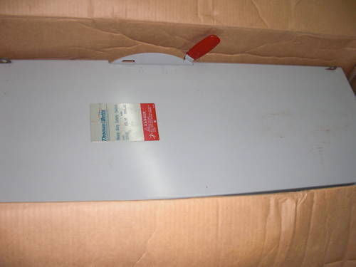 THOMAS & BETTS HEVY DUTY ENCLOSED SWITCH HD324SN-TB *NEW IN BOX*