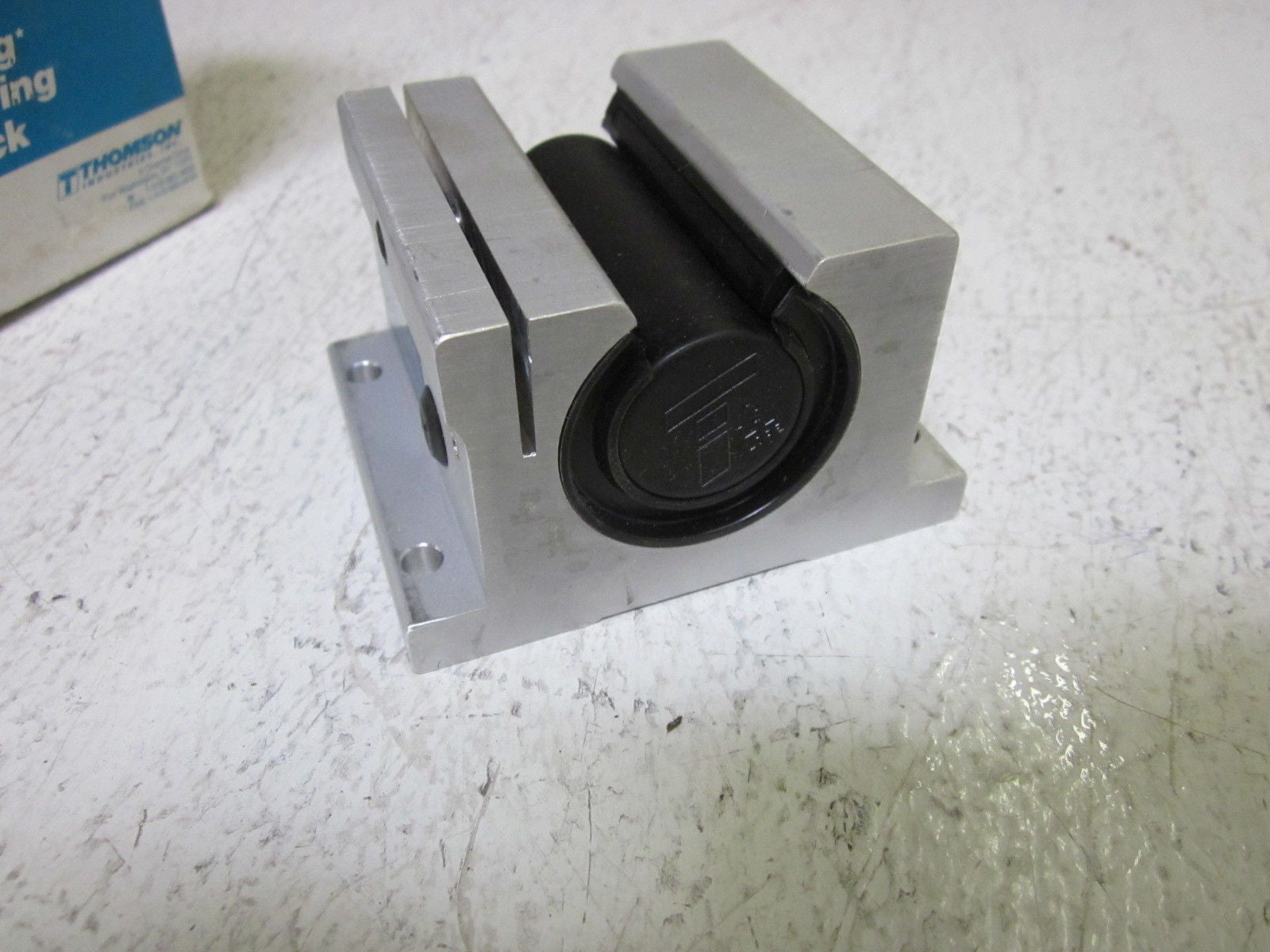 THOMAS INDUSTRIES S4UPBO16 SUPER PILLOW BLOCK *NEW IN BOX*