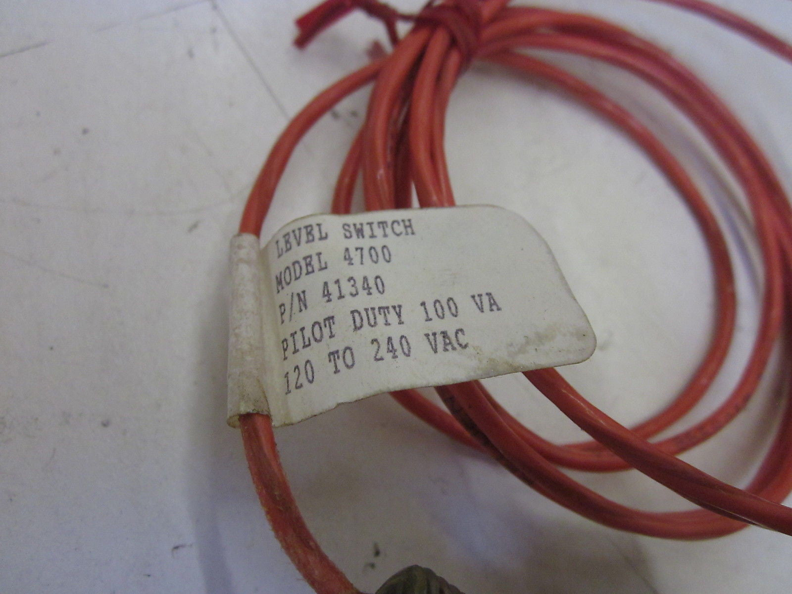 THOMAS PRODUCTS 41340 *USED*