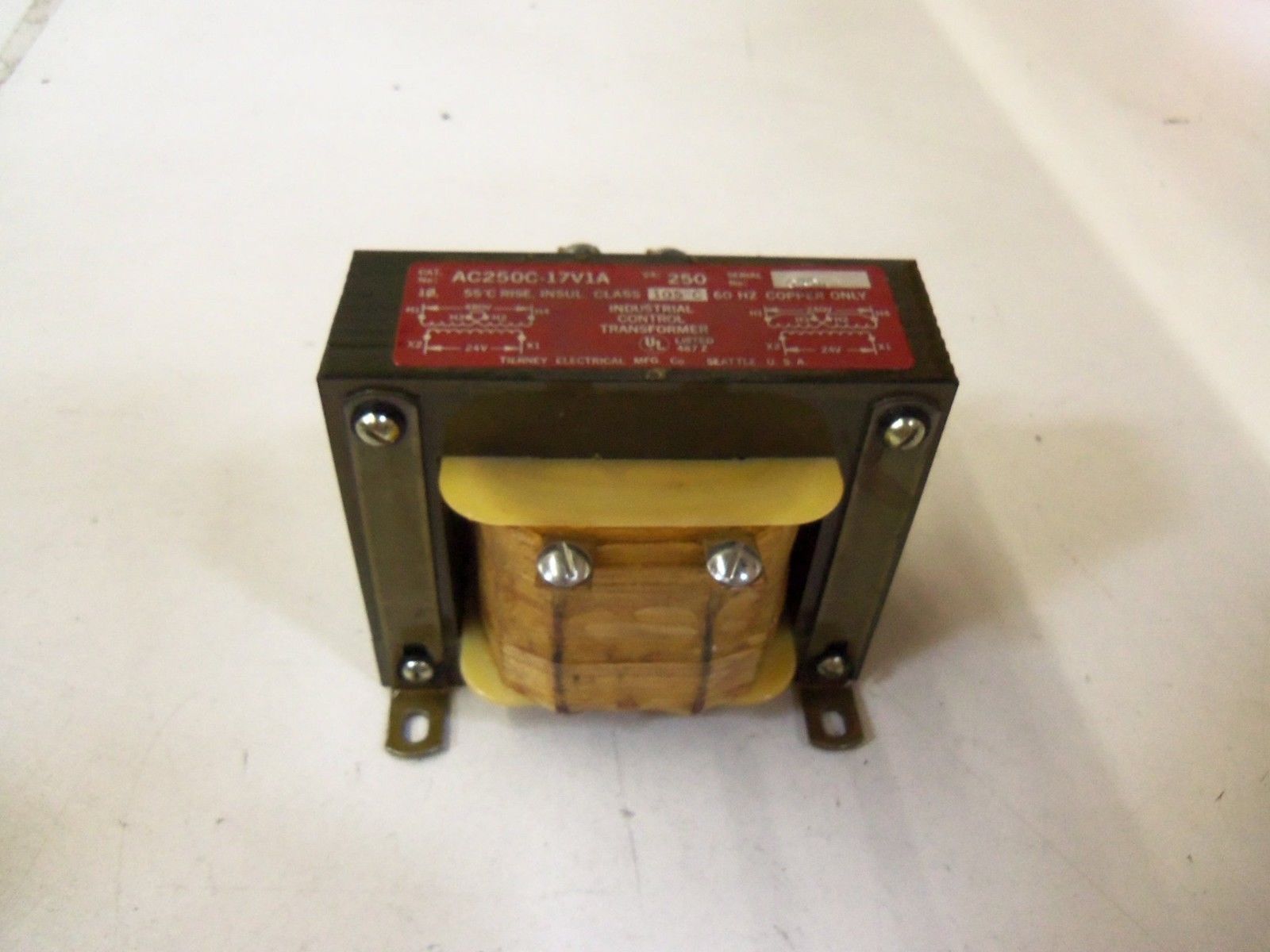 TIERNEY ELECTRICAL AC250C-17V1A *NEW IN BOX*