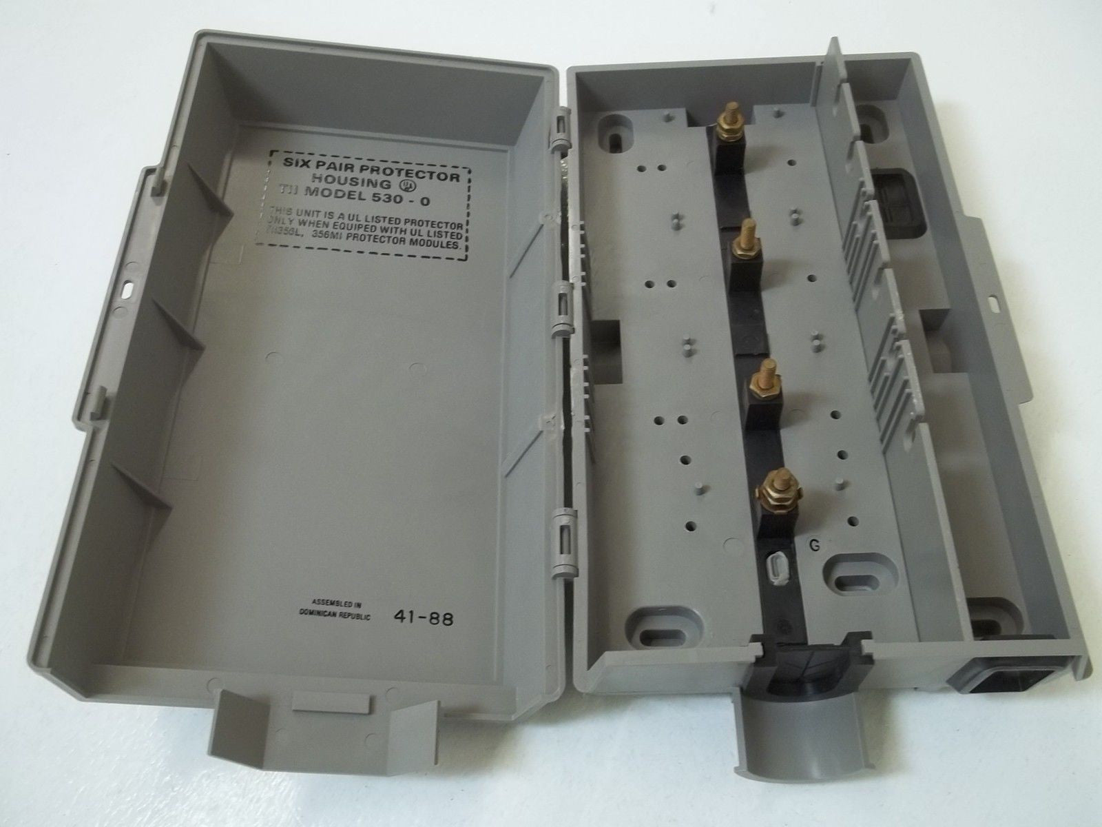 TII INDUSTRIES INC. 530 0 *NEW IN BOX*