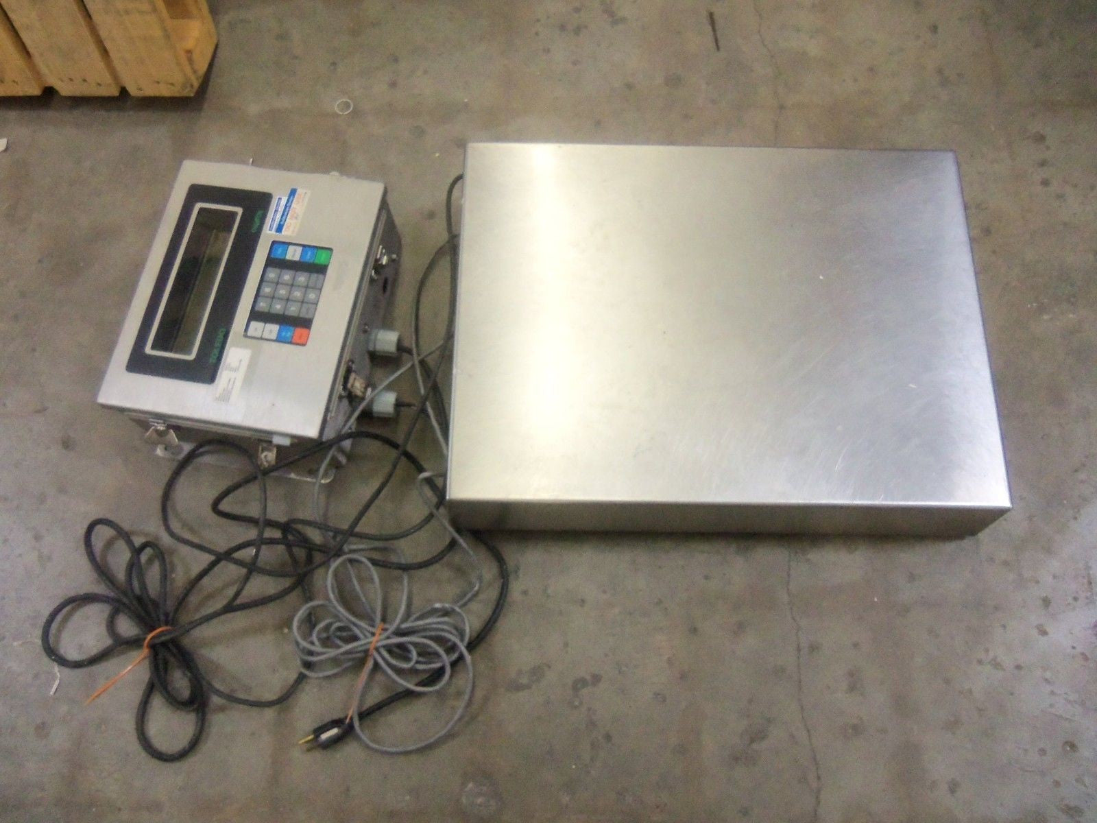 TOLEDO SCALE 8520 *USED*
