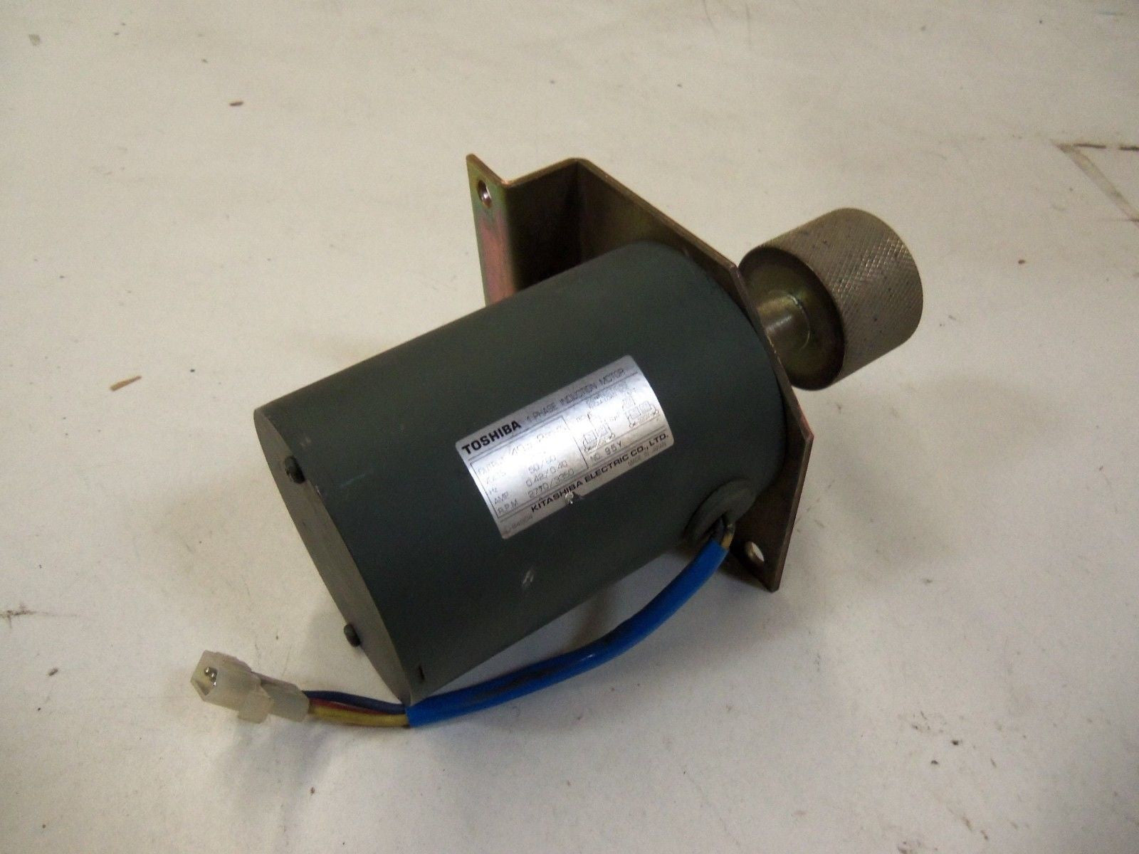 TOSHIBA 1 PHASE INDUCTION MOTOR 95Y *USED*