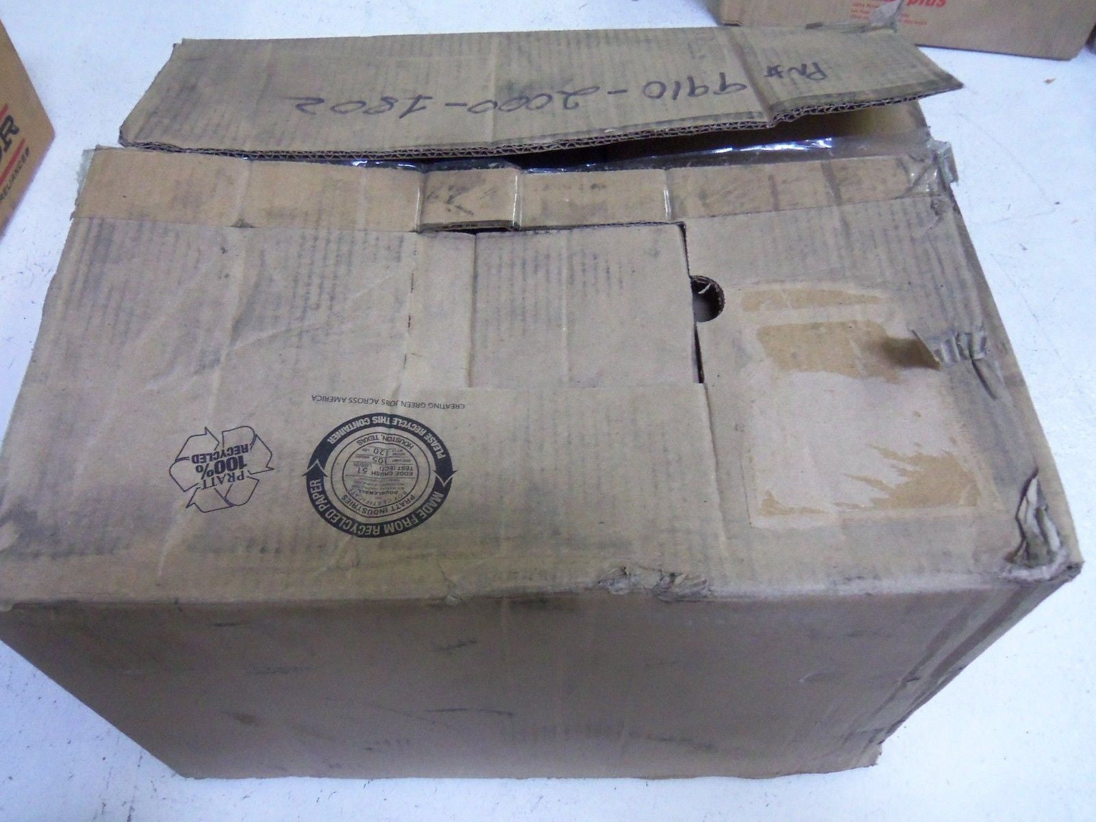 TOSHIBA B00243LC2AMH MOTOR *NEW IN BOX*