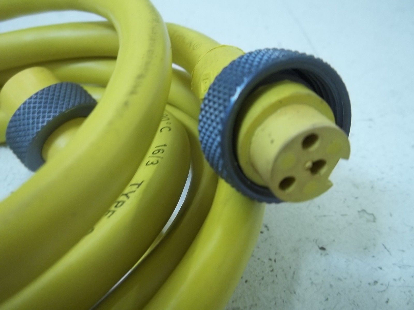TPC WIRE & CABLE 84902 3-POLE MALE-FEMALE *NEW IN A BAG*