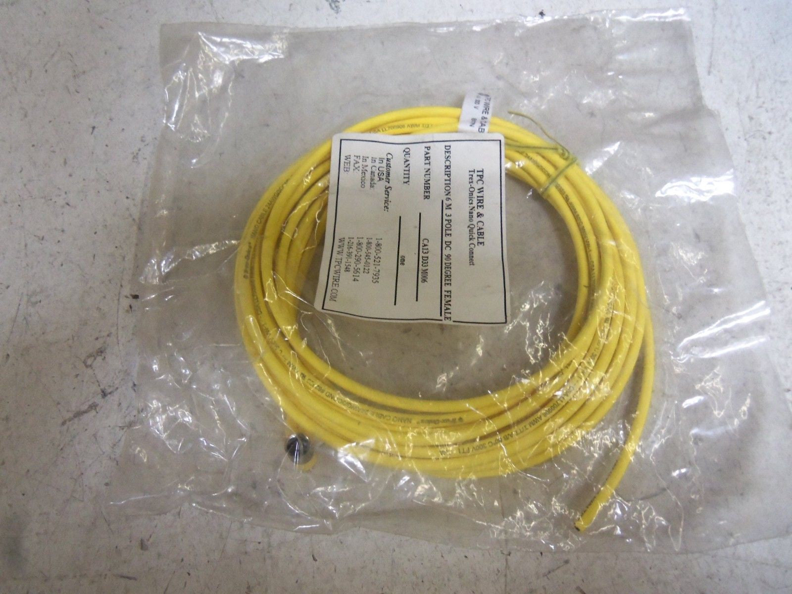 TPC WIRE & CABLE CA13D33M006 FEMALE PLUG  *NEW IN  A FACTORY BAG*