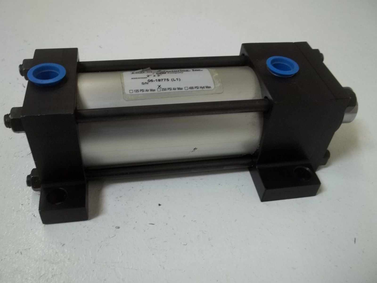 TRD MANUFACTURING, INC. 06-18775(L1) 2"X3"  PNEUMATIC CYLINDER *USED*