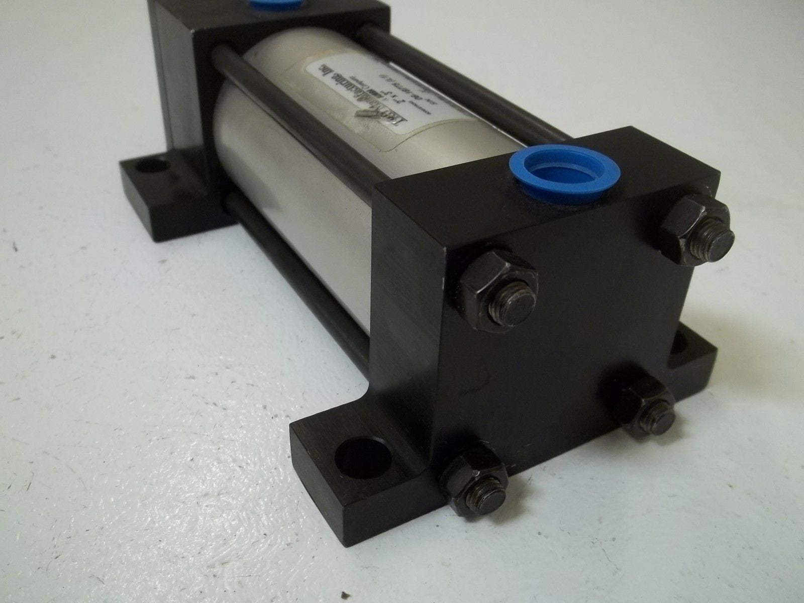 TRD MANUFACTURING, INC. 06-18775(L1) 2"X3"  PNEUMATIC CYLINDER *USED*