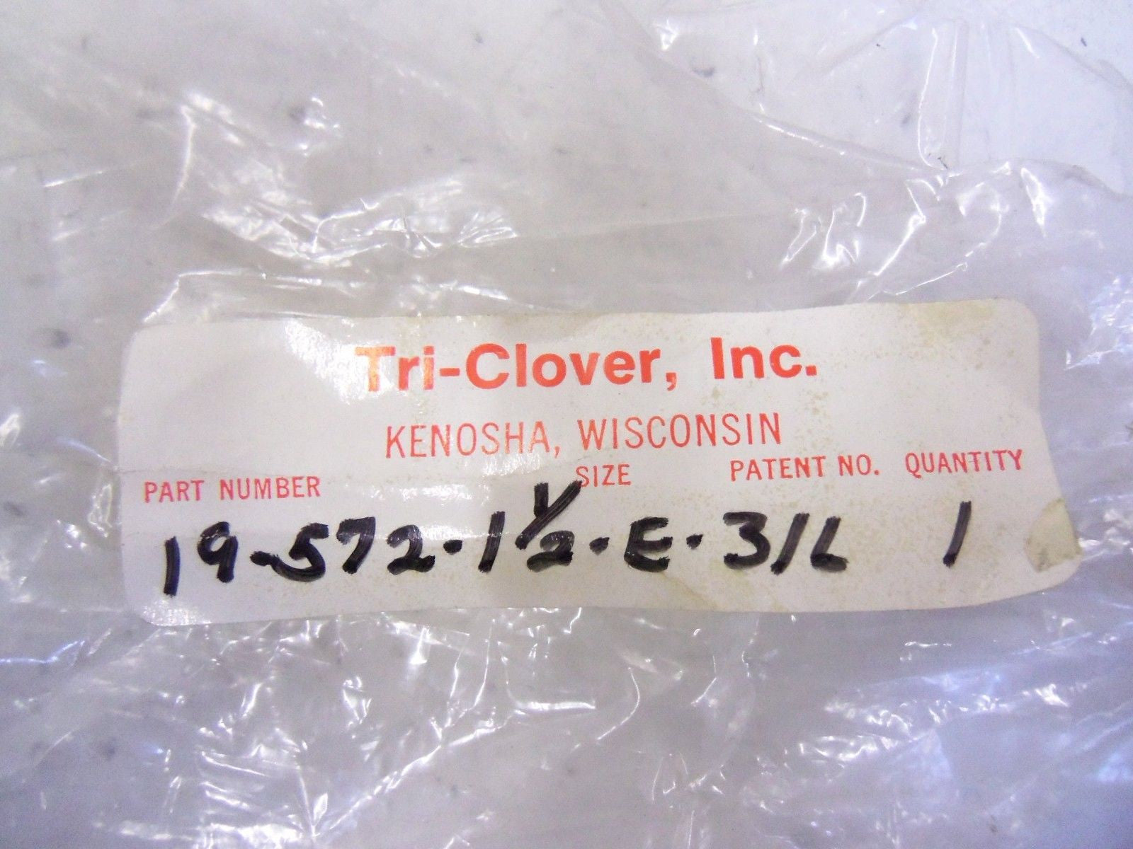TRI-CLOVER, INC. 19-572-1-1/2-E-31L *NEW IN BAG*