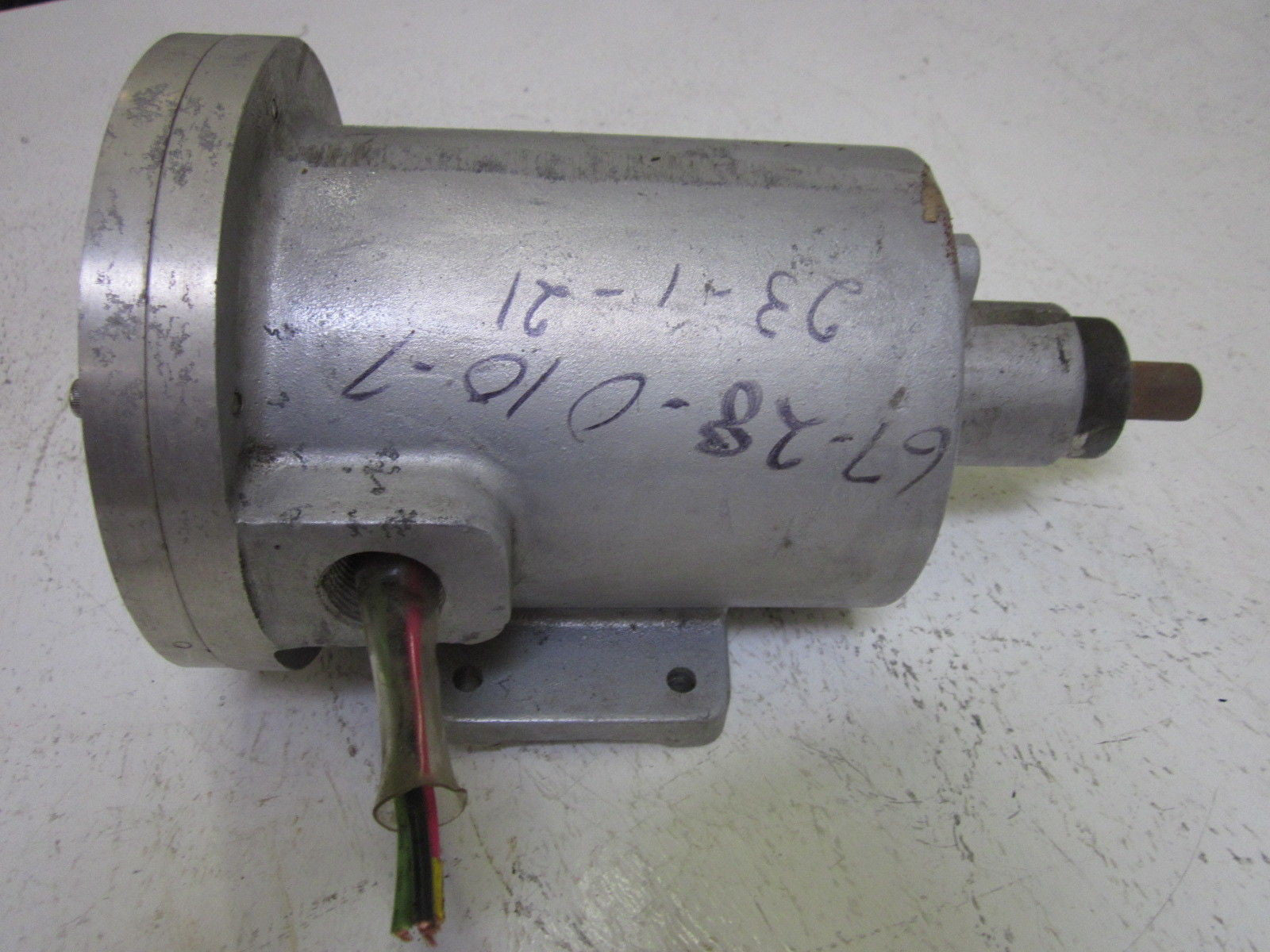 TRI-PYRAMID INDUSTRIAL 400 480V *USED*