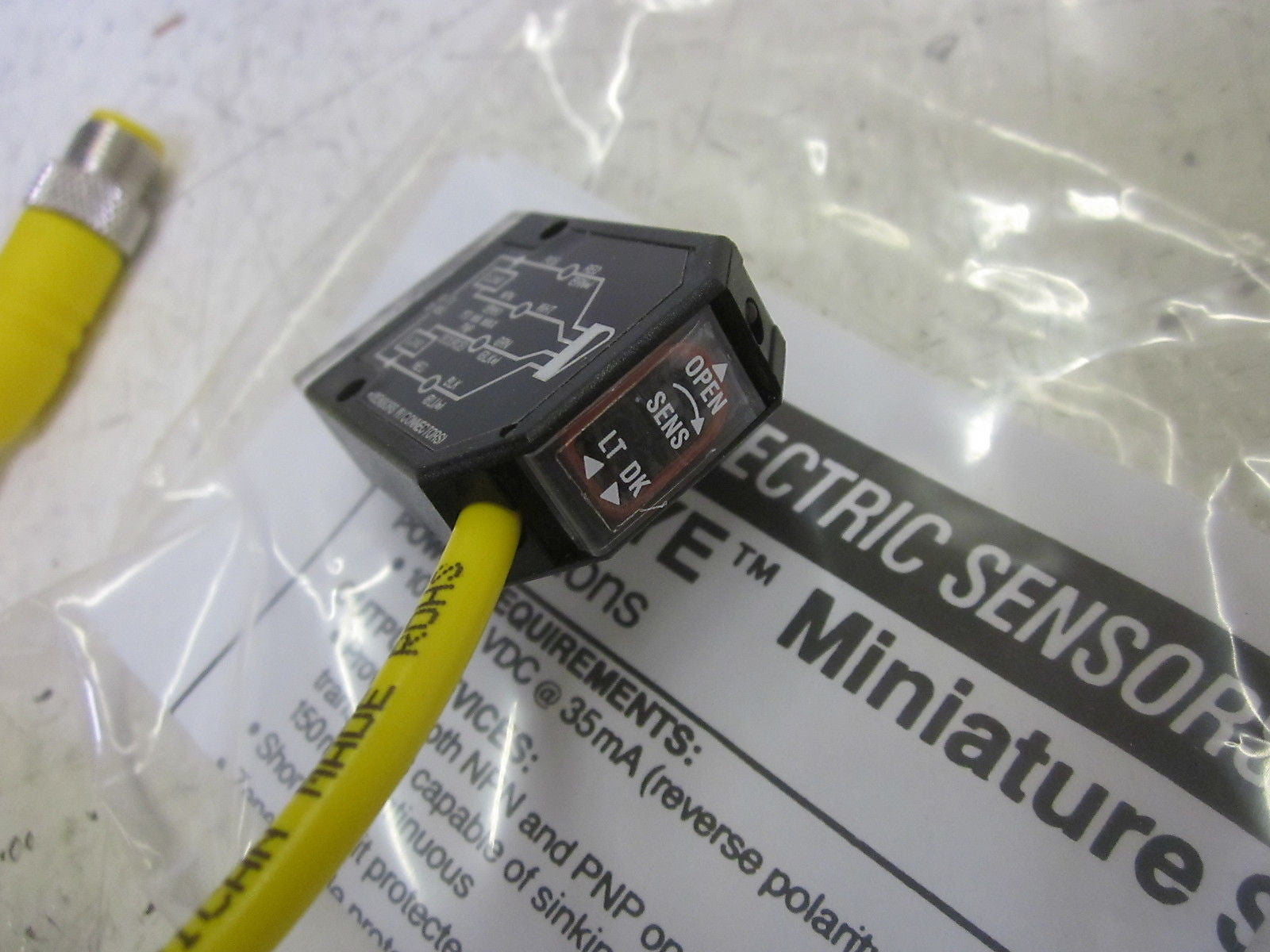 TRI-TRONICS MDICV6 16374 MITY-EYE CONVERGENT BEAM *NEW IN BOX*