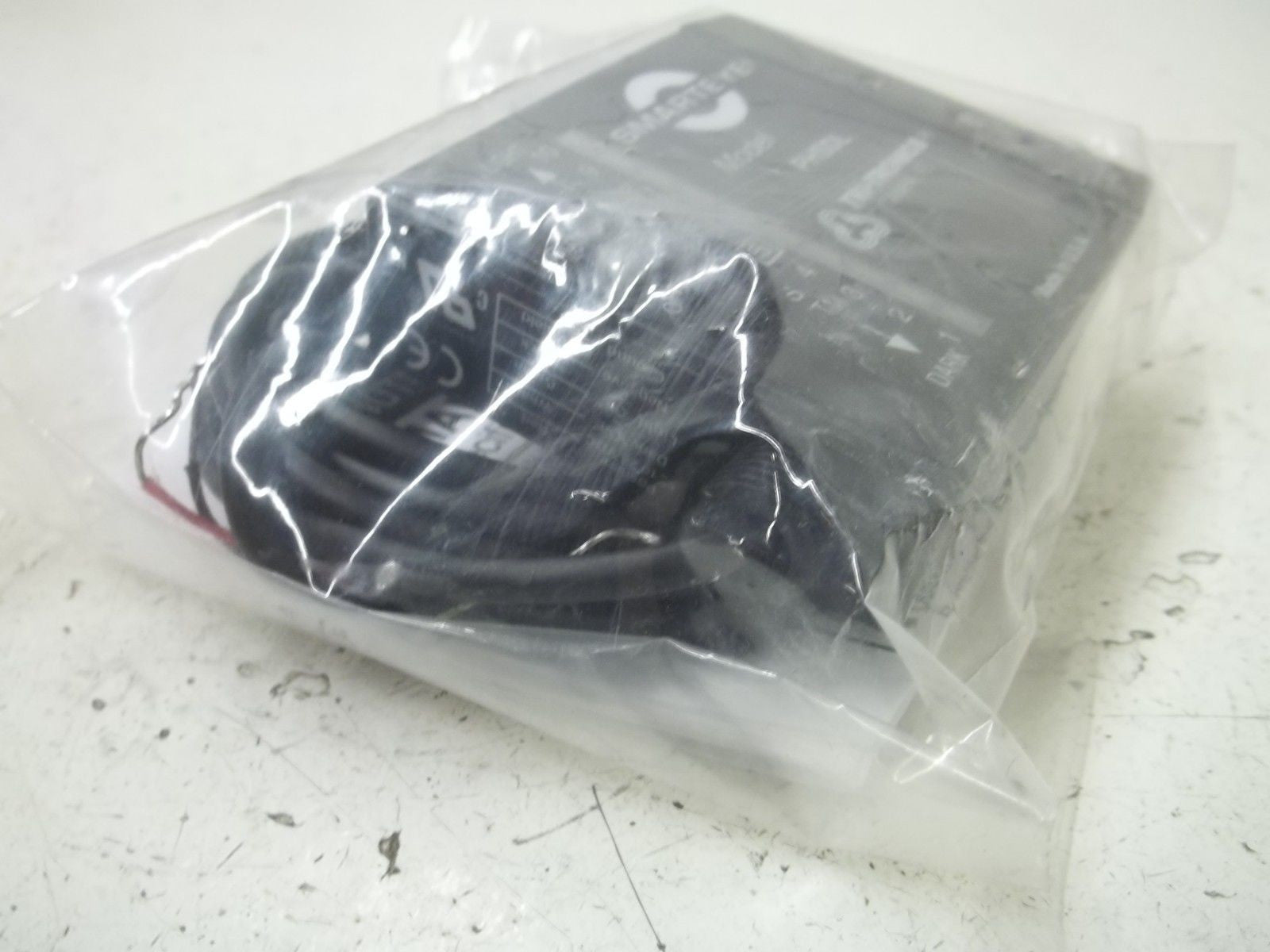 TRI-TRONICS PHSDL PHOTOELECTRIC SENSOR *NEW NO BOX*