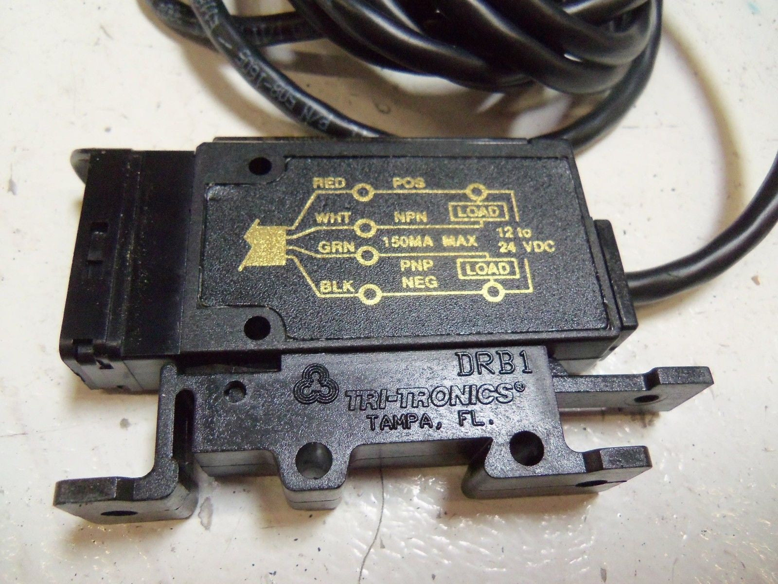 TRI-TRONICS SE3BF5 PHOTOELECTRIC SENSOR *NEW IN BOX*