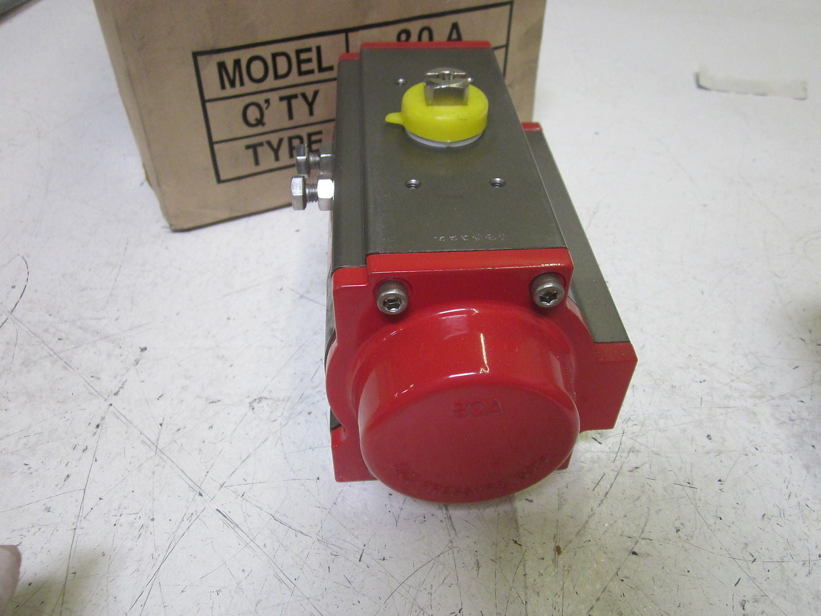TRIAD CONTROLS 2R80DA ACTUATOR 150PSI *NEW IN BOX*
