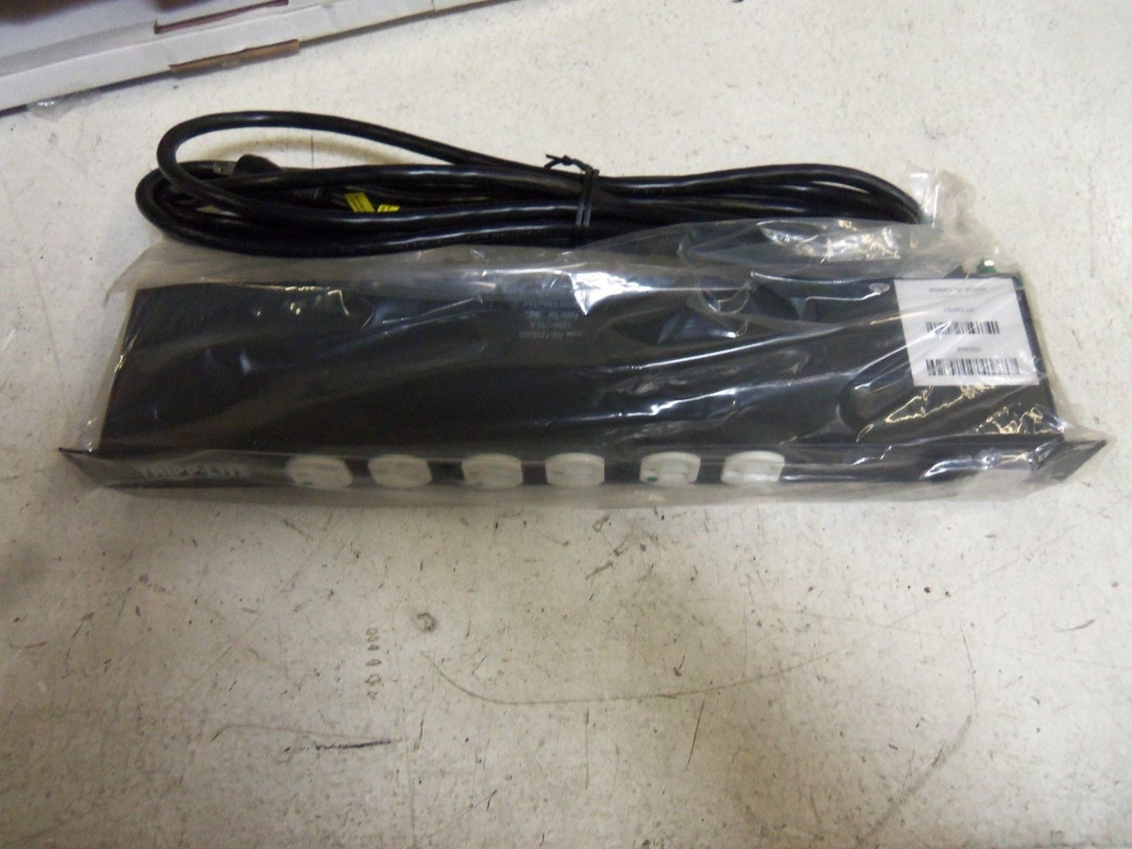 TRIPP-LITE RS-1215-HG SURGE PROTECTOR *NEW IN BOX*