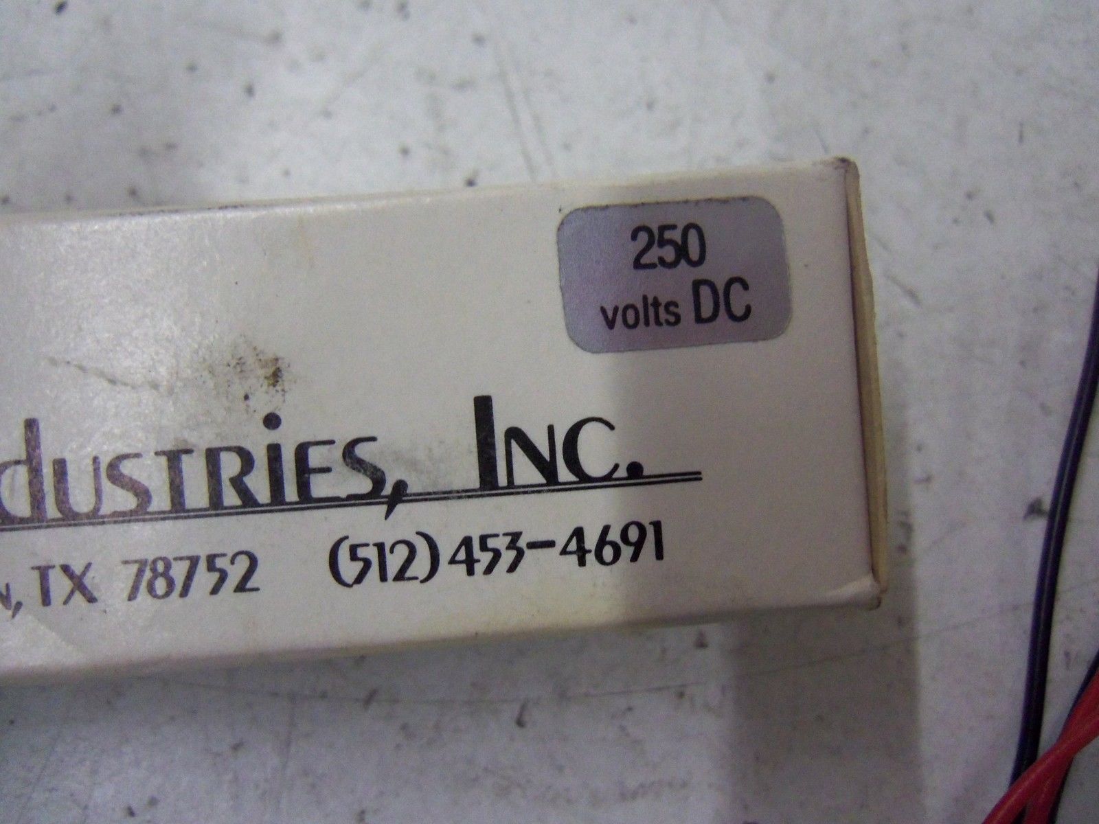 TRIP TRAP INTERLOCK TRIP INDICATOR RESET WITH MAGNET 250 VOLTS DC *NEW IN BOX*