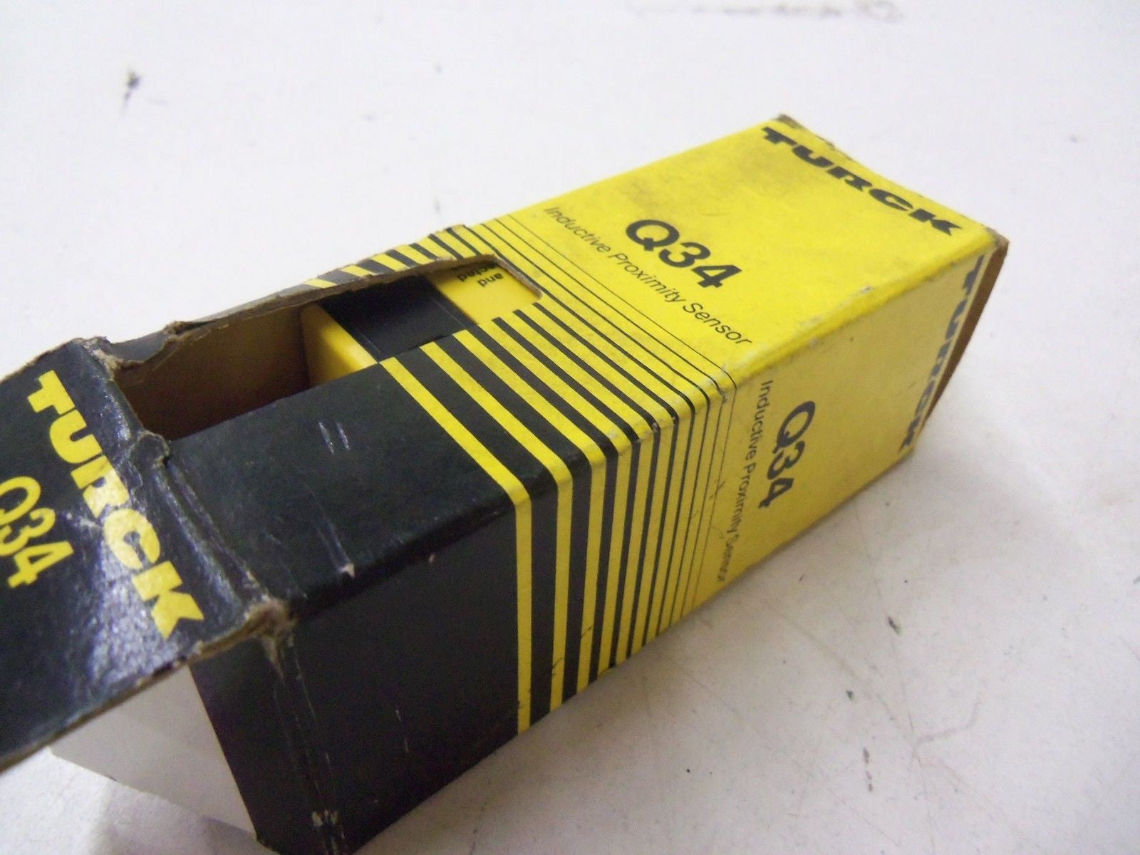 TURCK Bi10T-Q34-ADZ30X2-B3131/S34 *NEW IN BOX*