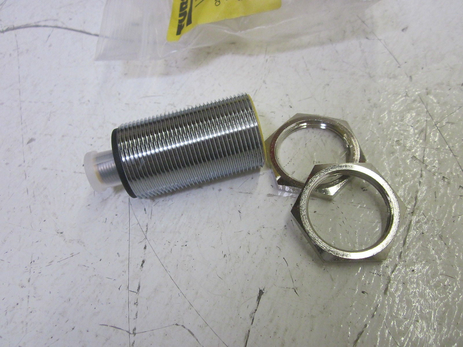 TURCK BI10U-G30-AP4X-H1141 PROXIMITY SENSOR 10-65VDC *NEW IN A FACTORY BAG*